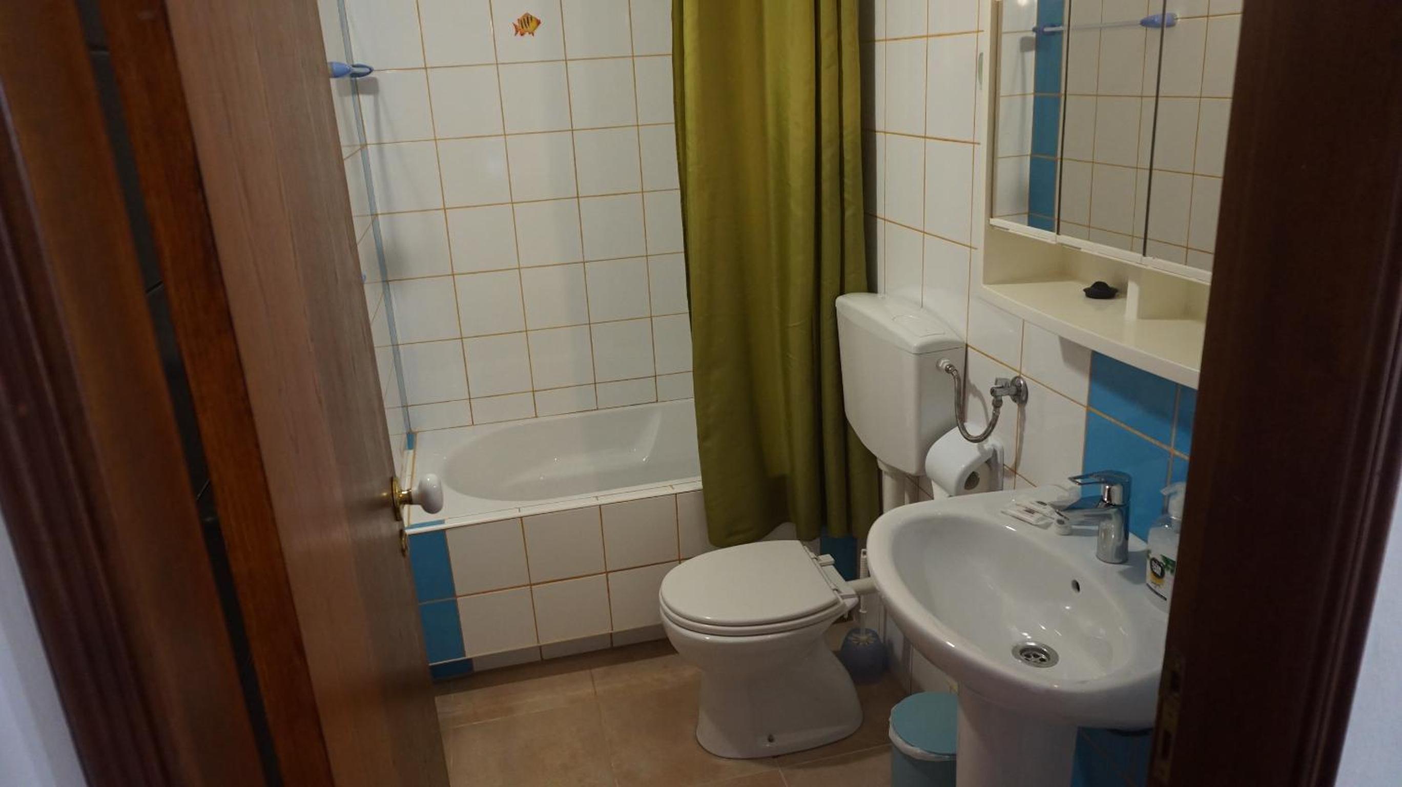 Apartment with Sea View - Ground Floor  - Photo 2