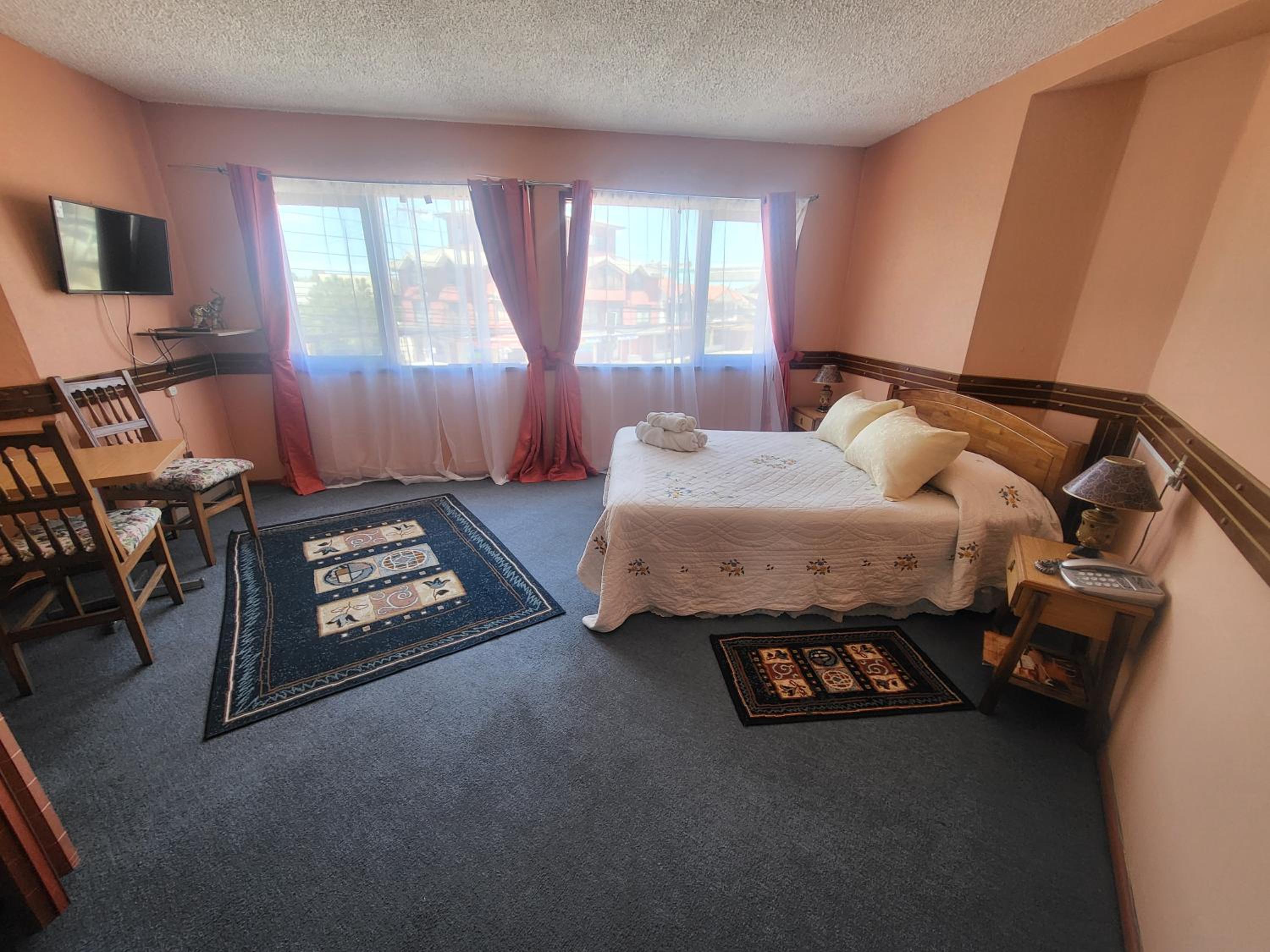 Double Room With Private Bathroom