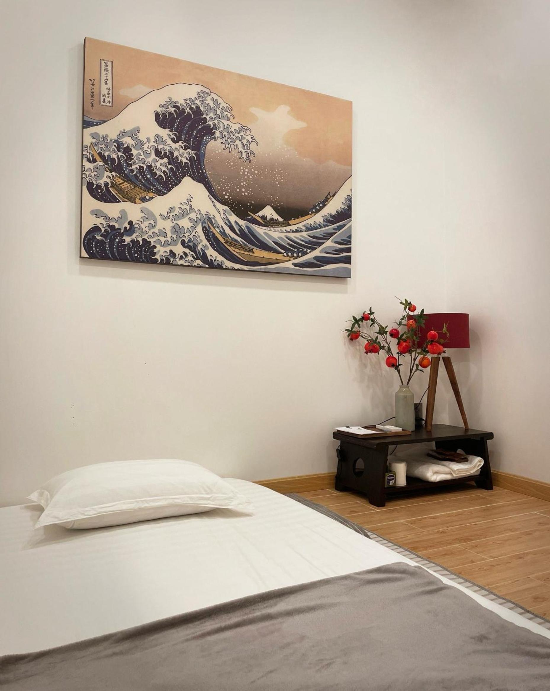 Single Room with Private Bathroom photo 3