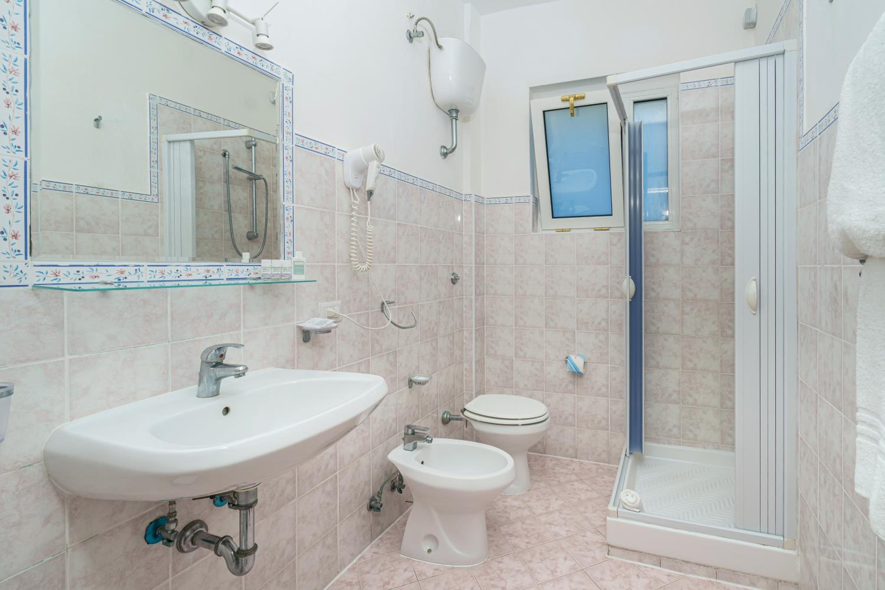 Basic Double Room