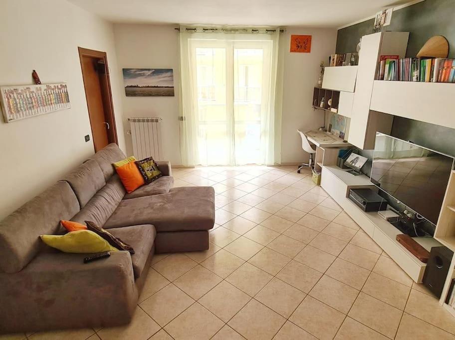One-Bedroom Apartment photo 3