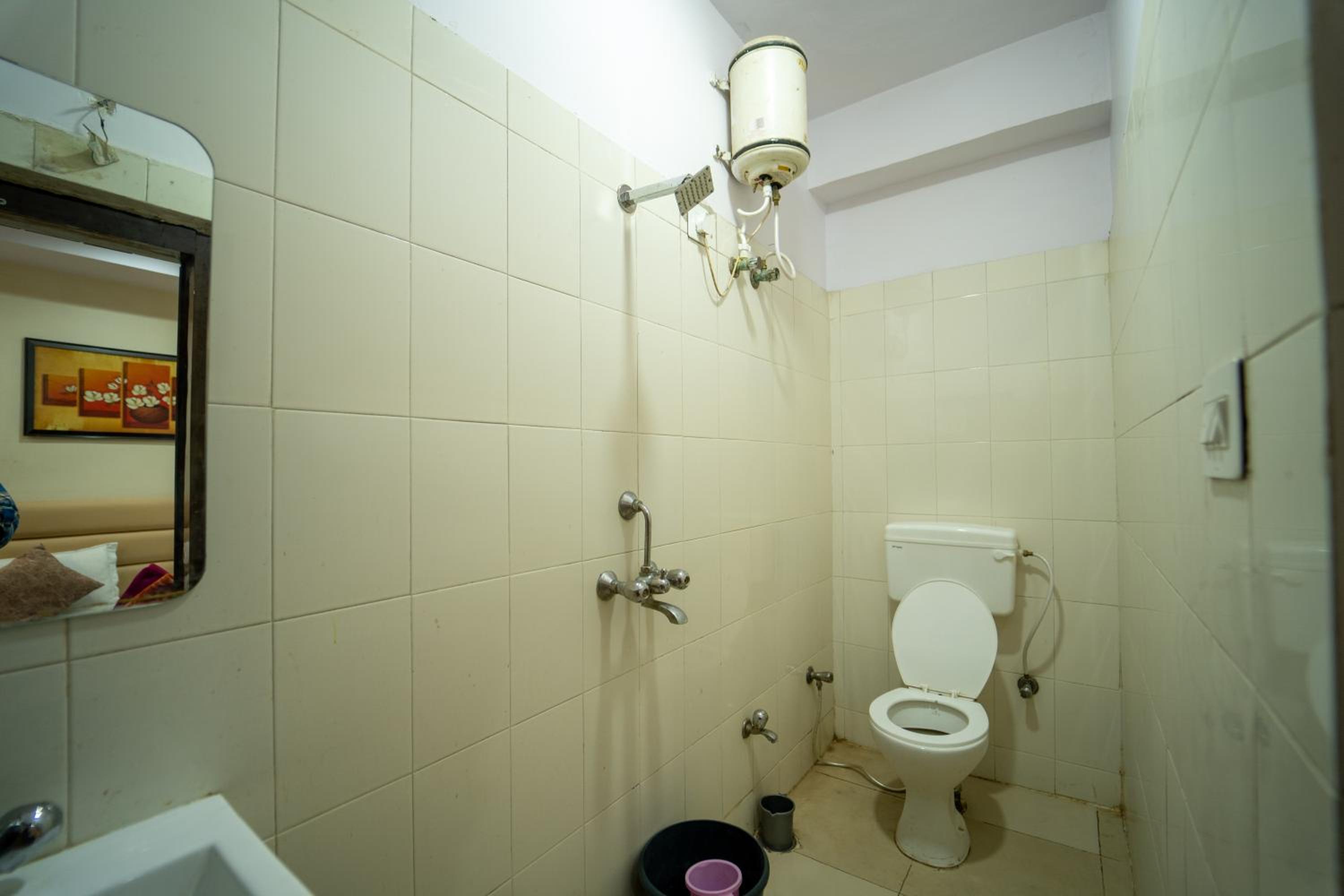 Deluxe Double Room - Photo 10