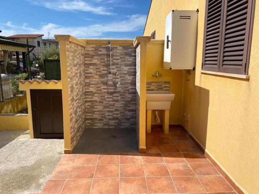 Three-Bedroom House photo 2