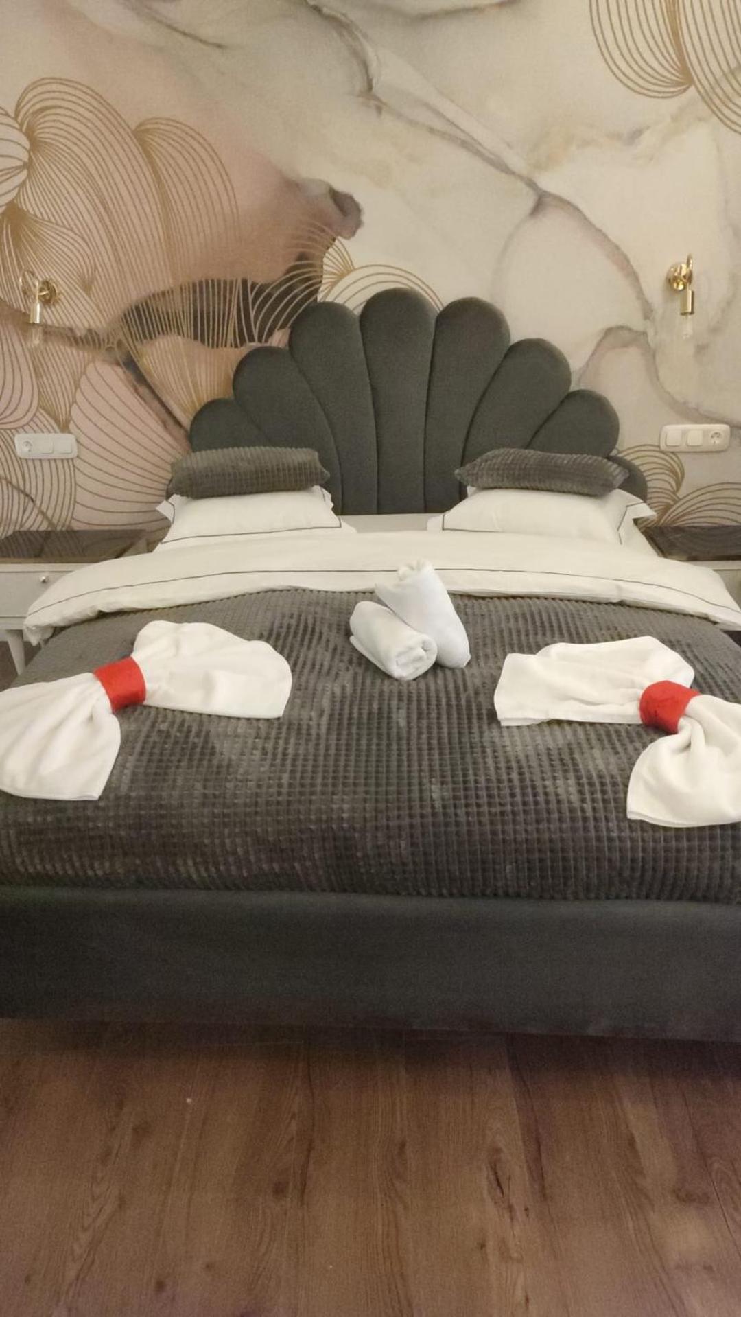 Deluxe Double or Twin Room - Photo 1