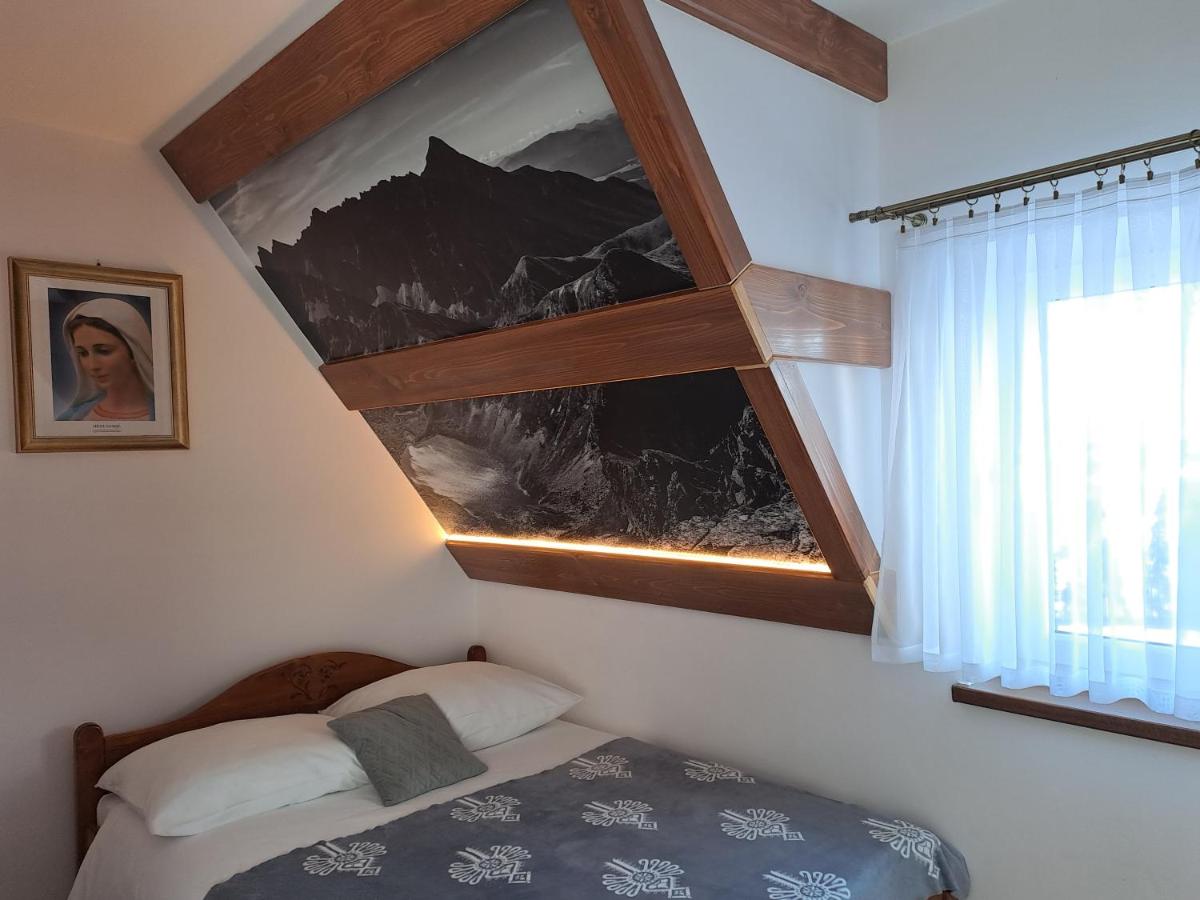 Quadruple Room with Balcony photo 3