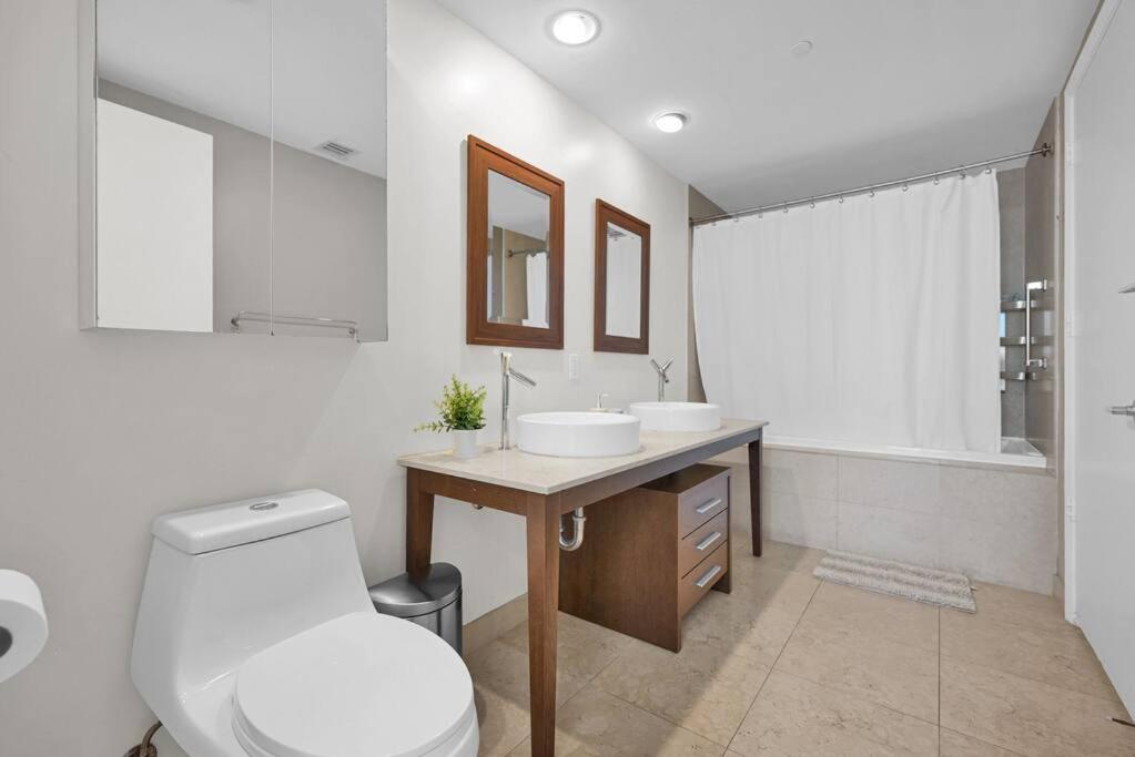 One-Bedroom Apartment photo 3