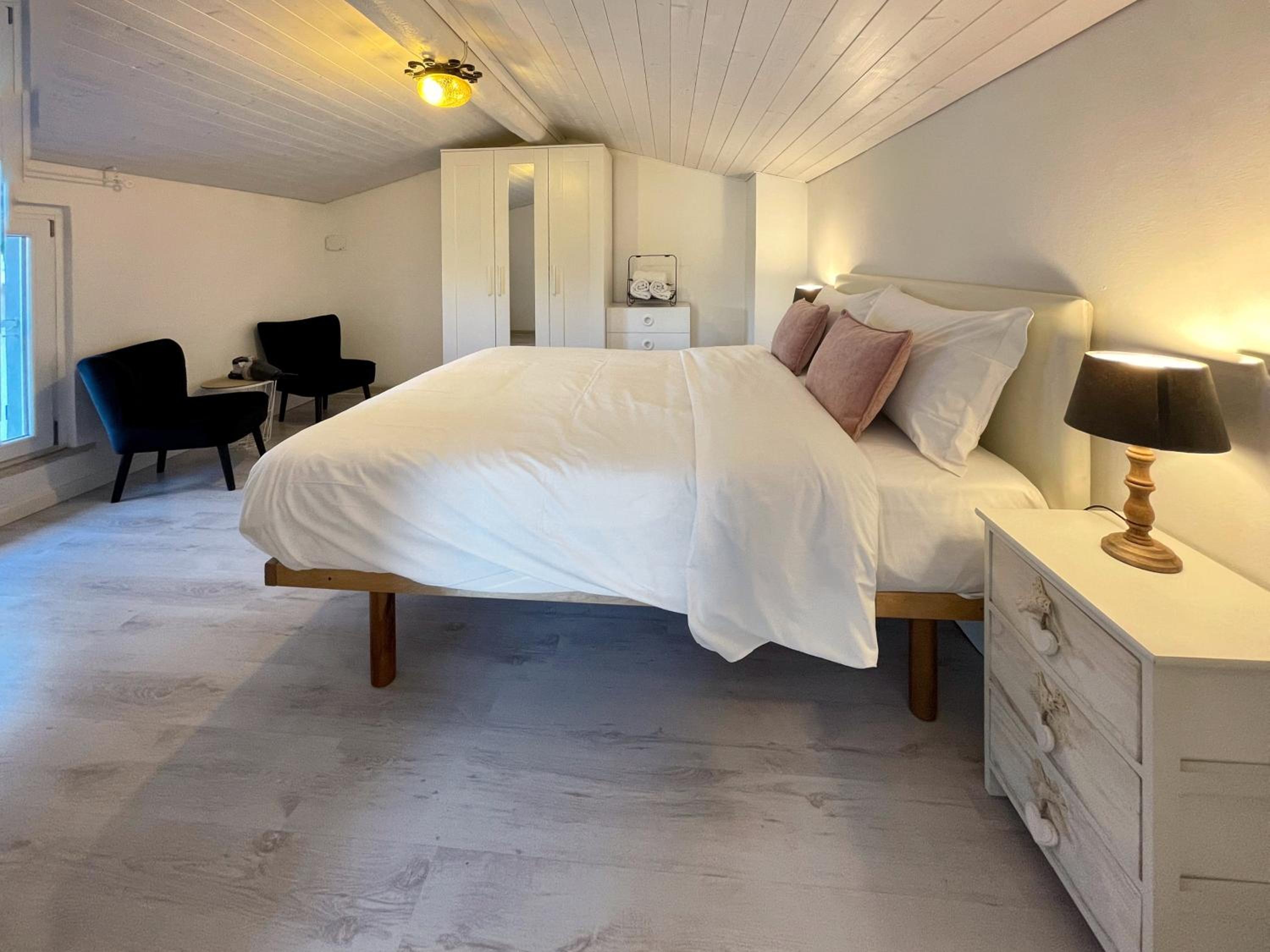 Quadruple Room with Balcony photo 2