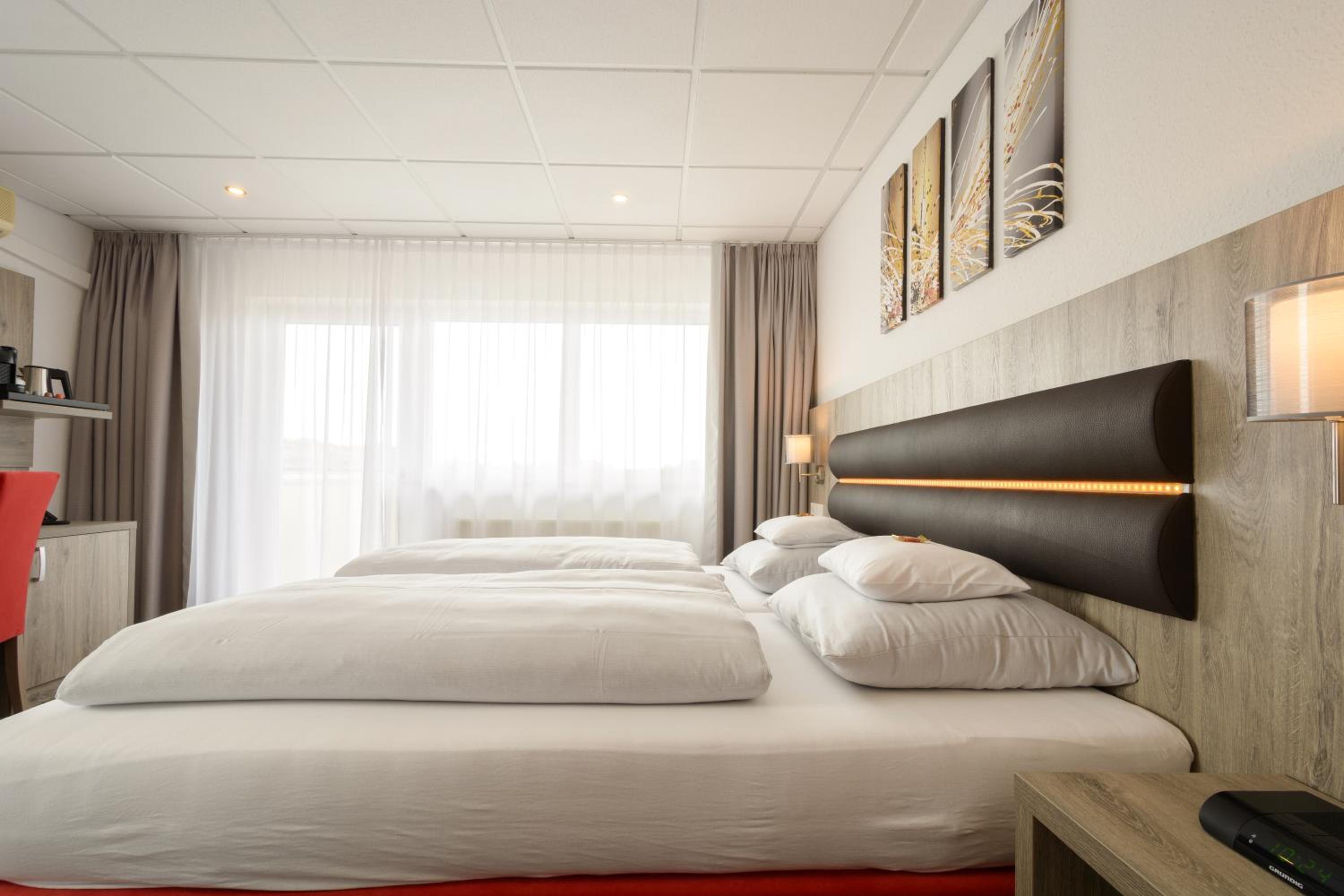 Double Room - Photo 5