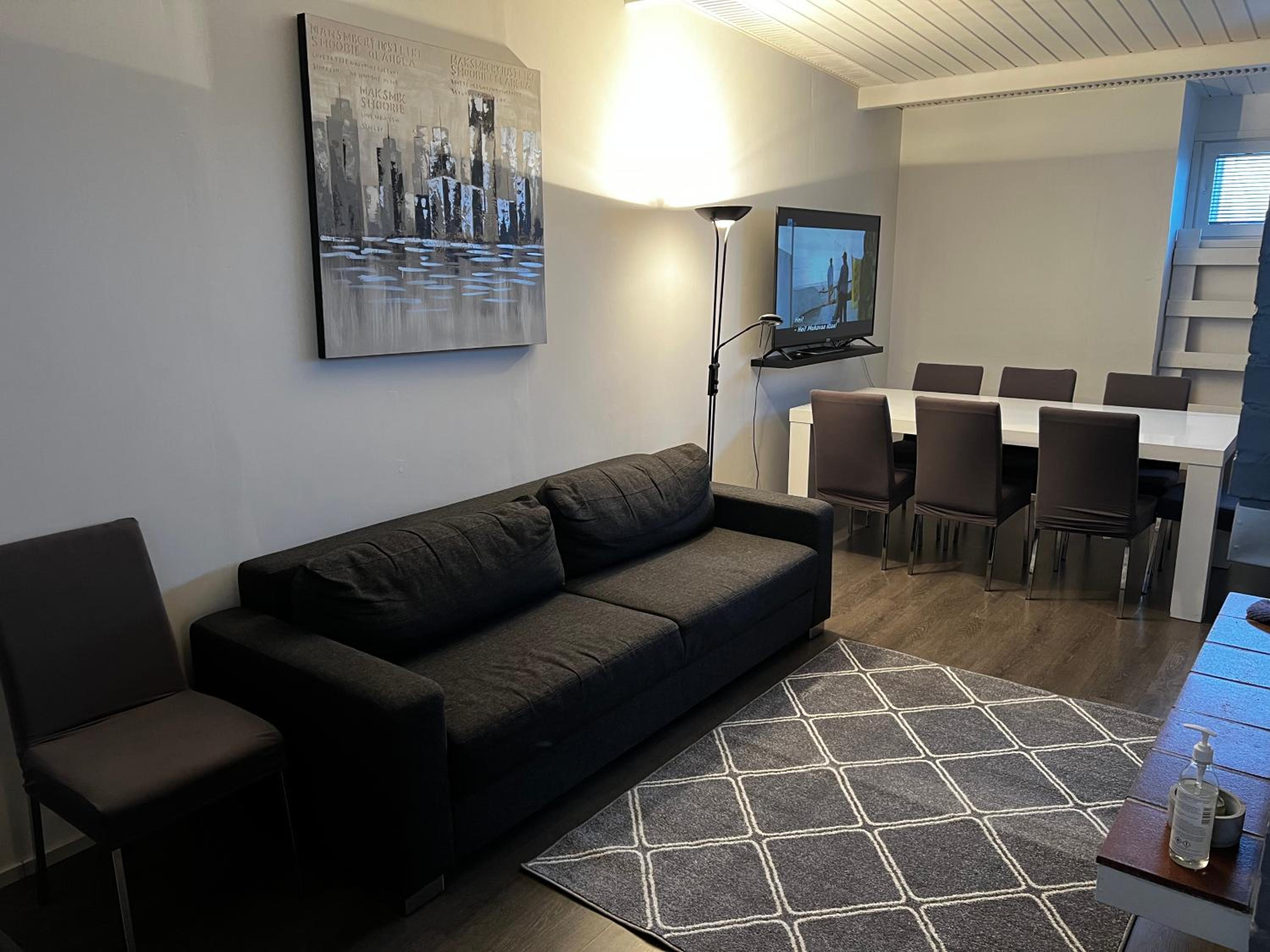 Penthouse Apartment - Photo 24