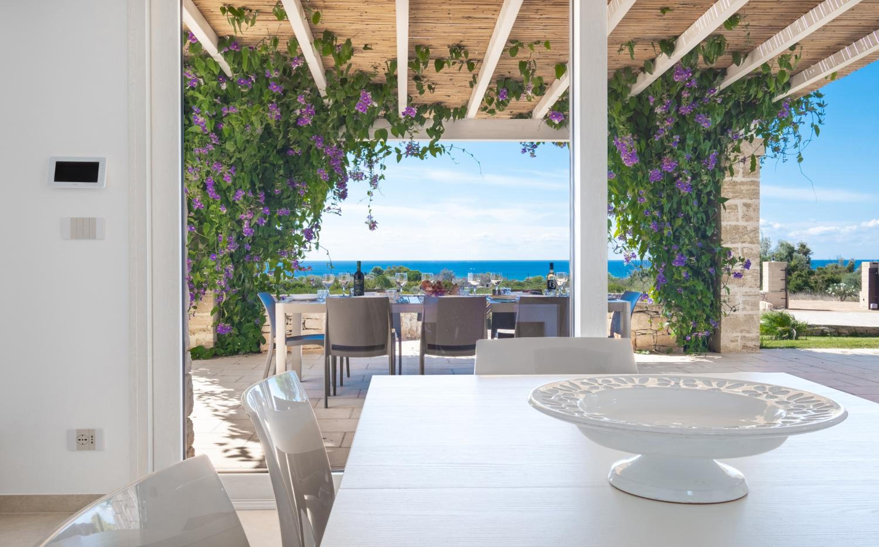 Villa with Sea View and Private Pool photo 2
