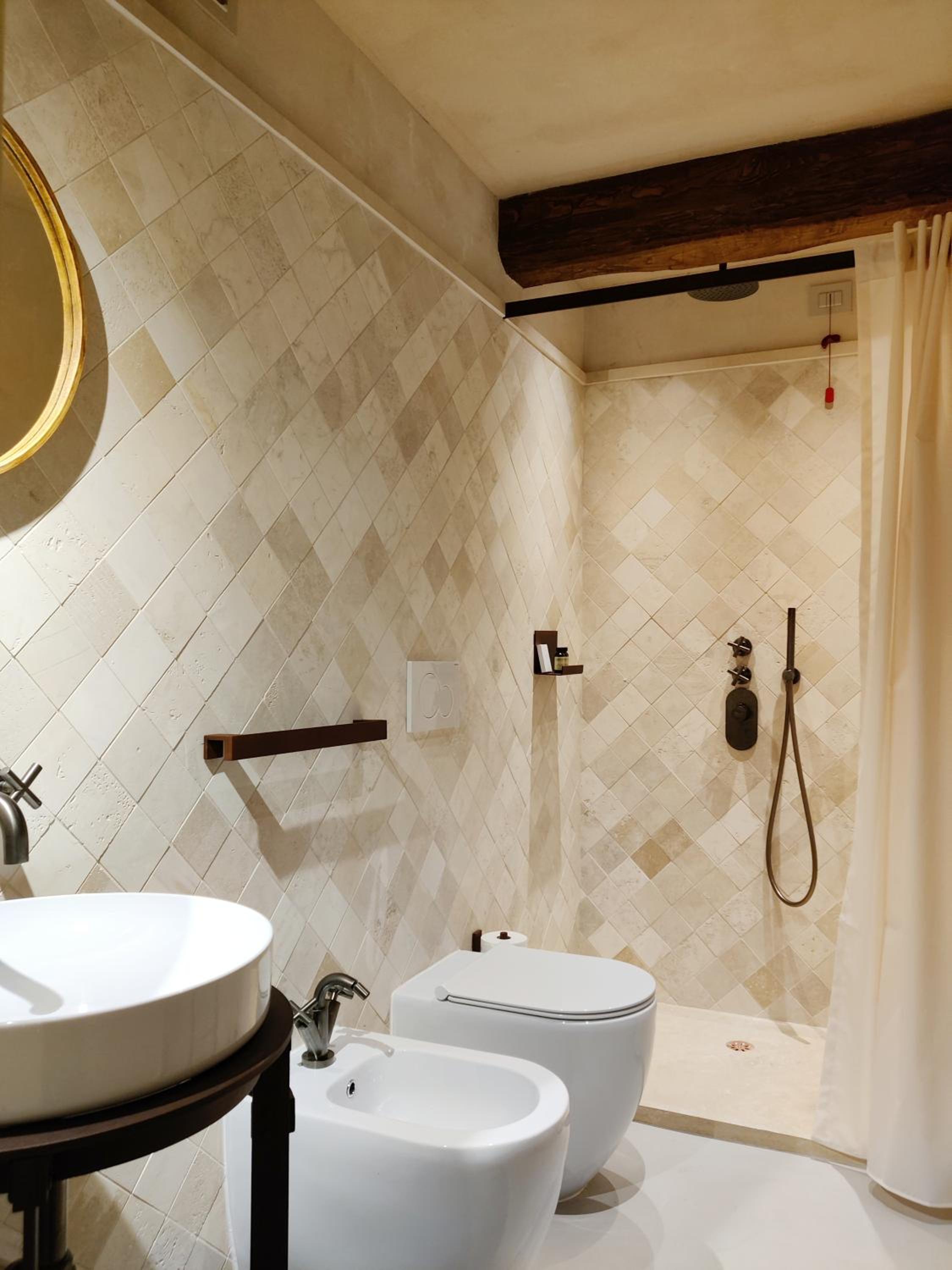Family Suite - Photo 10