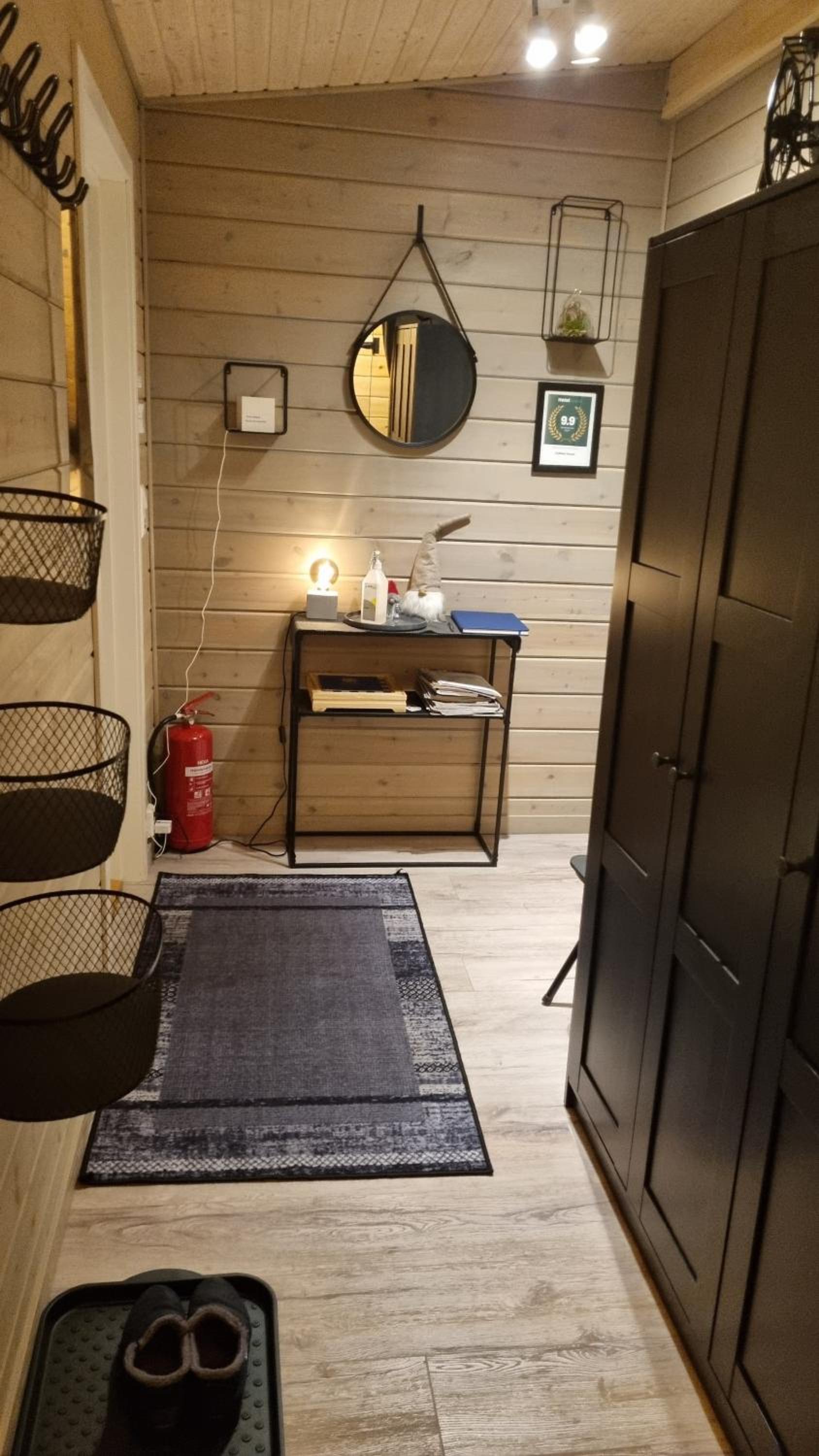 One-Bedroom House - Photo 49