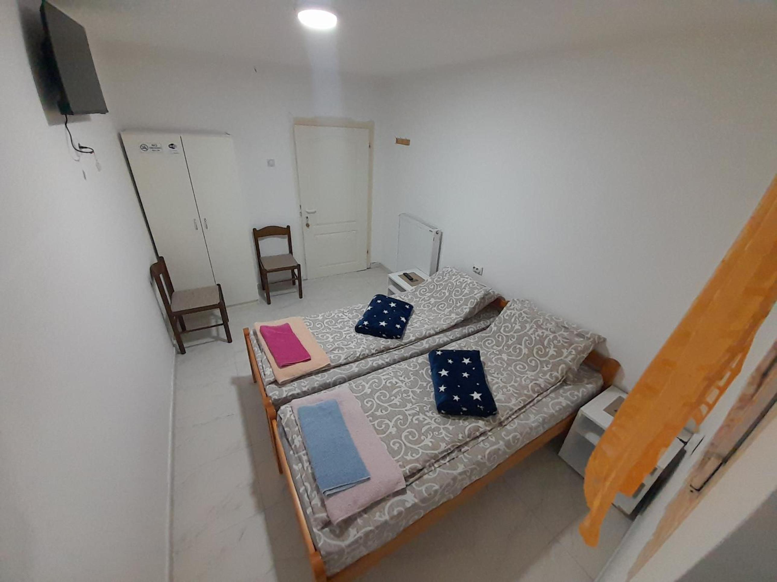 Double or Twin Room with Bathroom