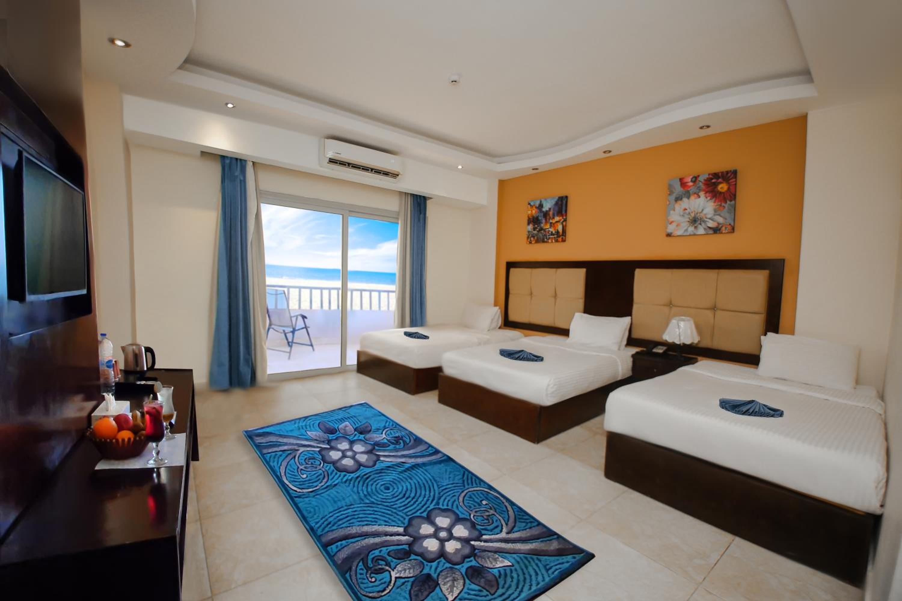 Triple Room with Sea View photo 3