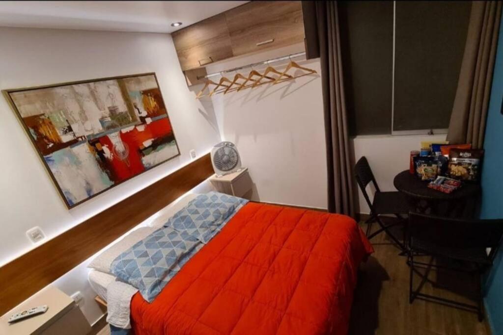 One-Bedroom Apartment photo 3