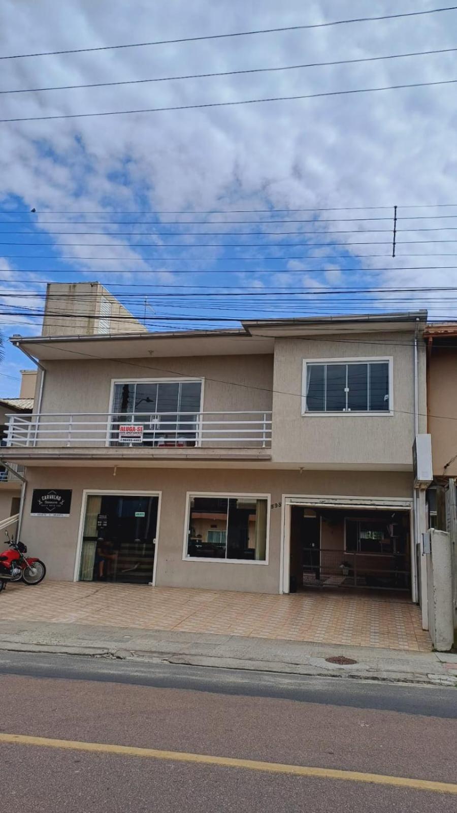 One-Bedroom House photo 3