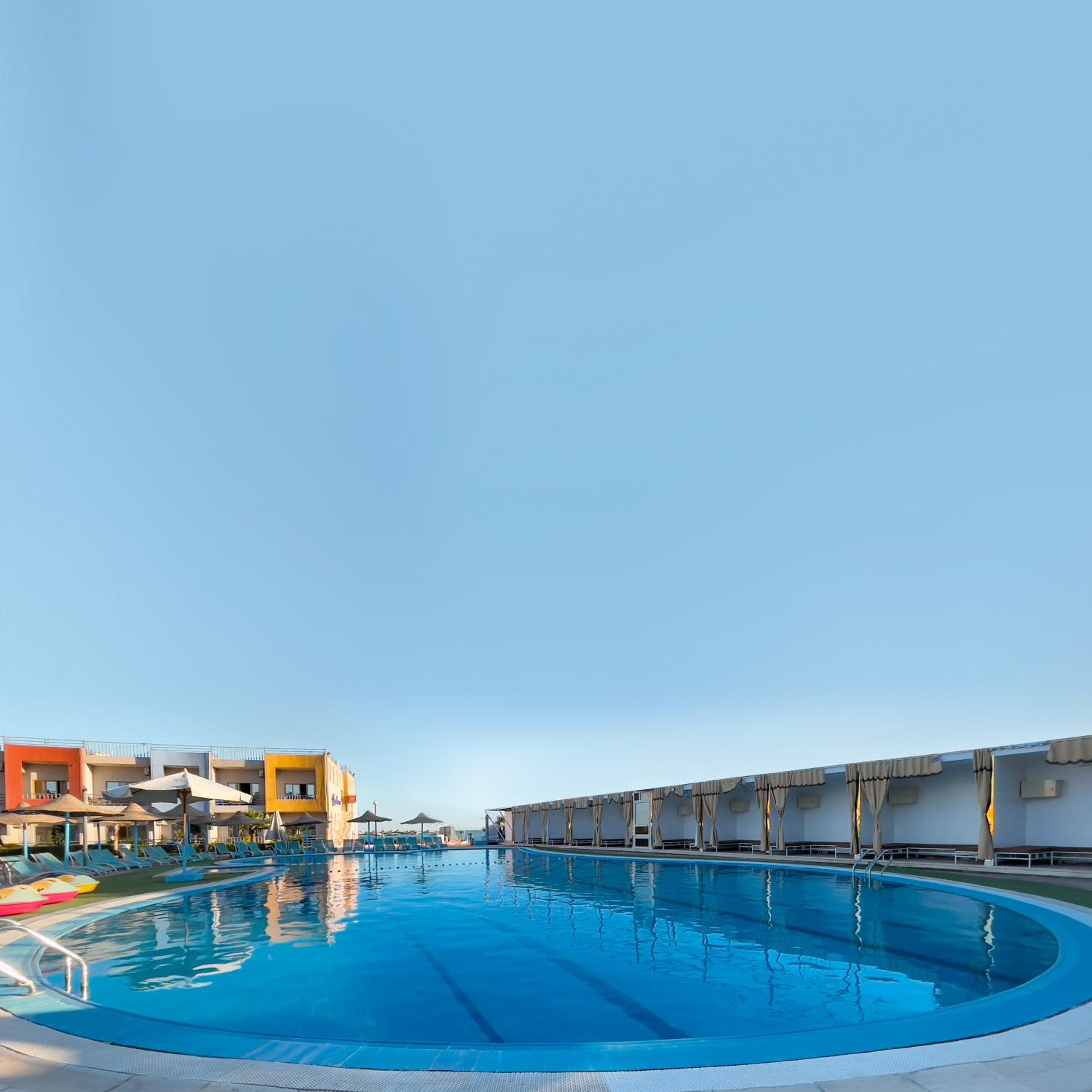 Triple Room with Pool View photo 1