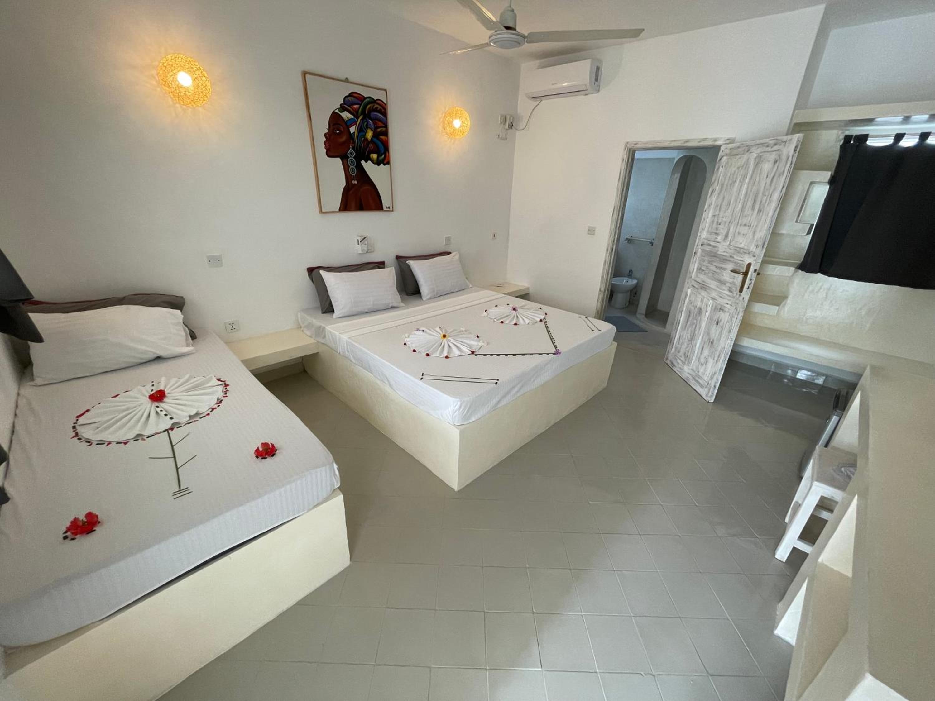 Triple Room with Terrace photo 1