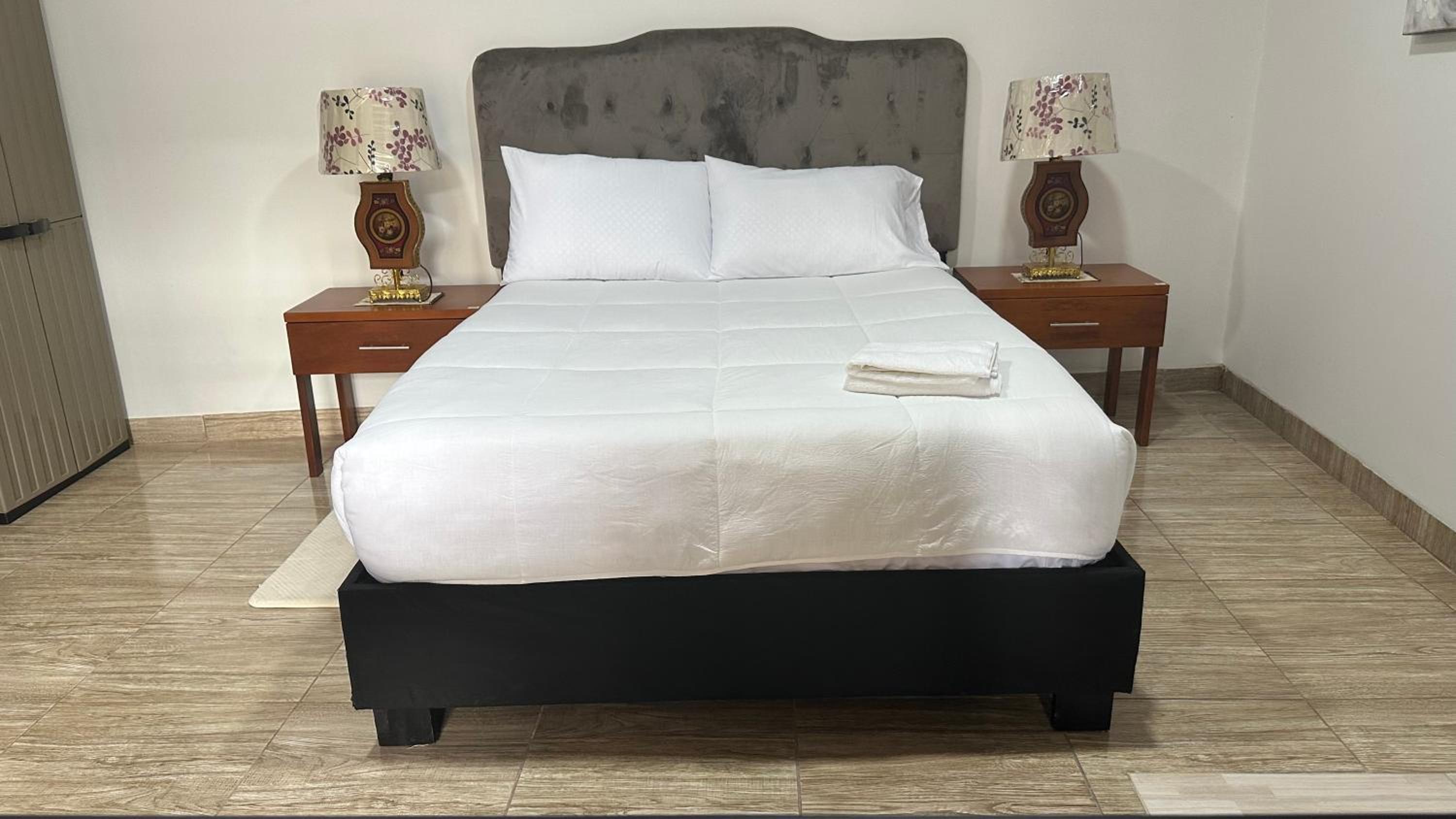 Double Room with Private Bathroom photo 2