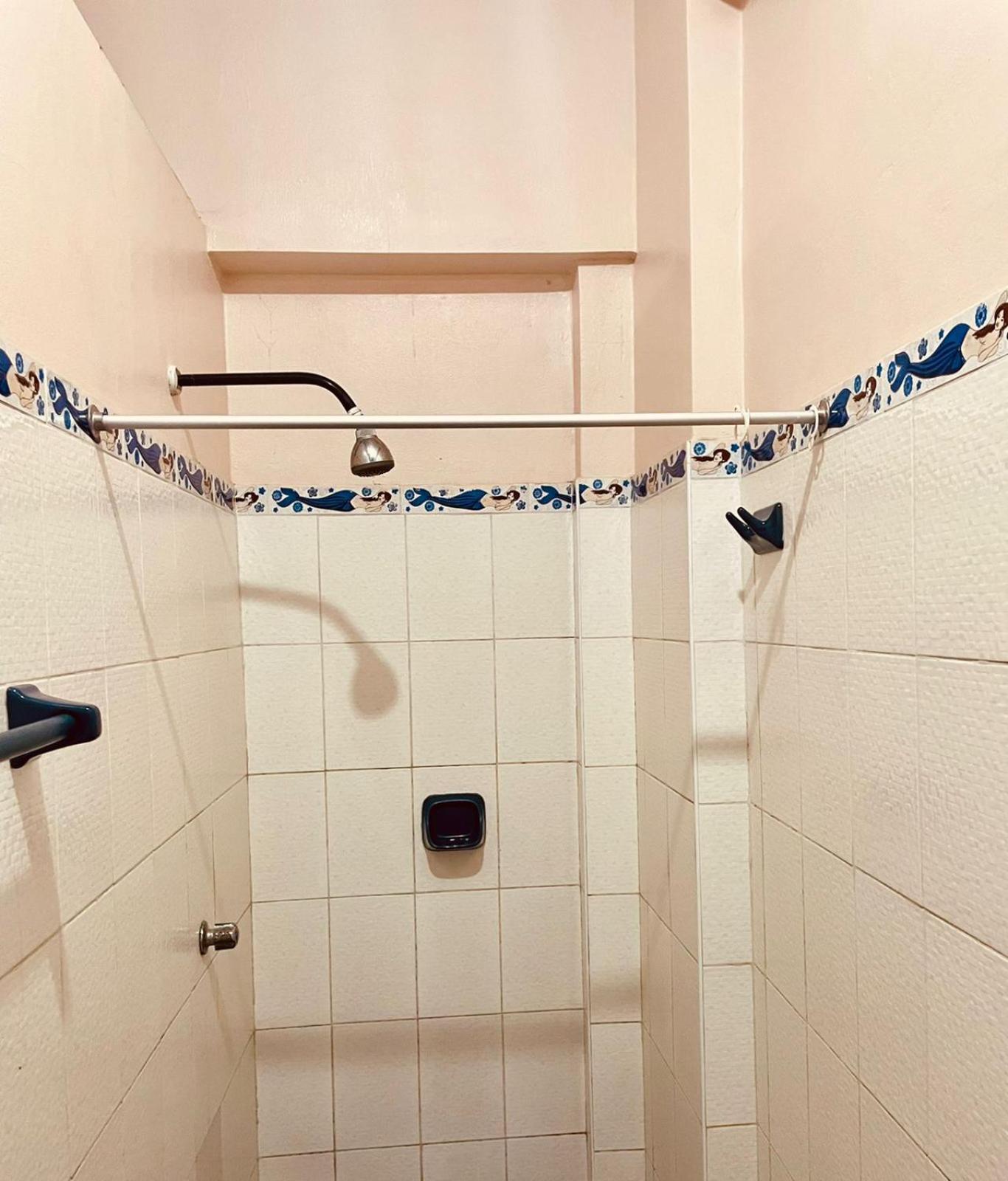 Twin Room With Private Bathroom photo 1
