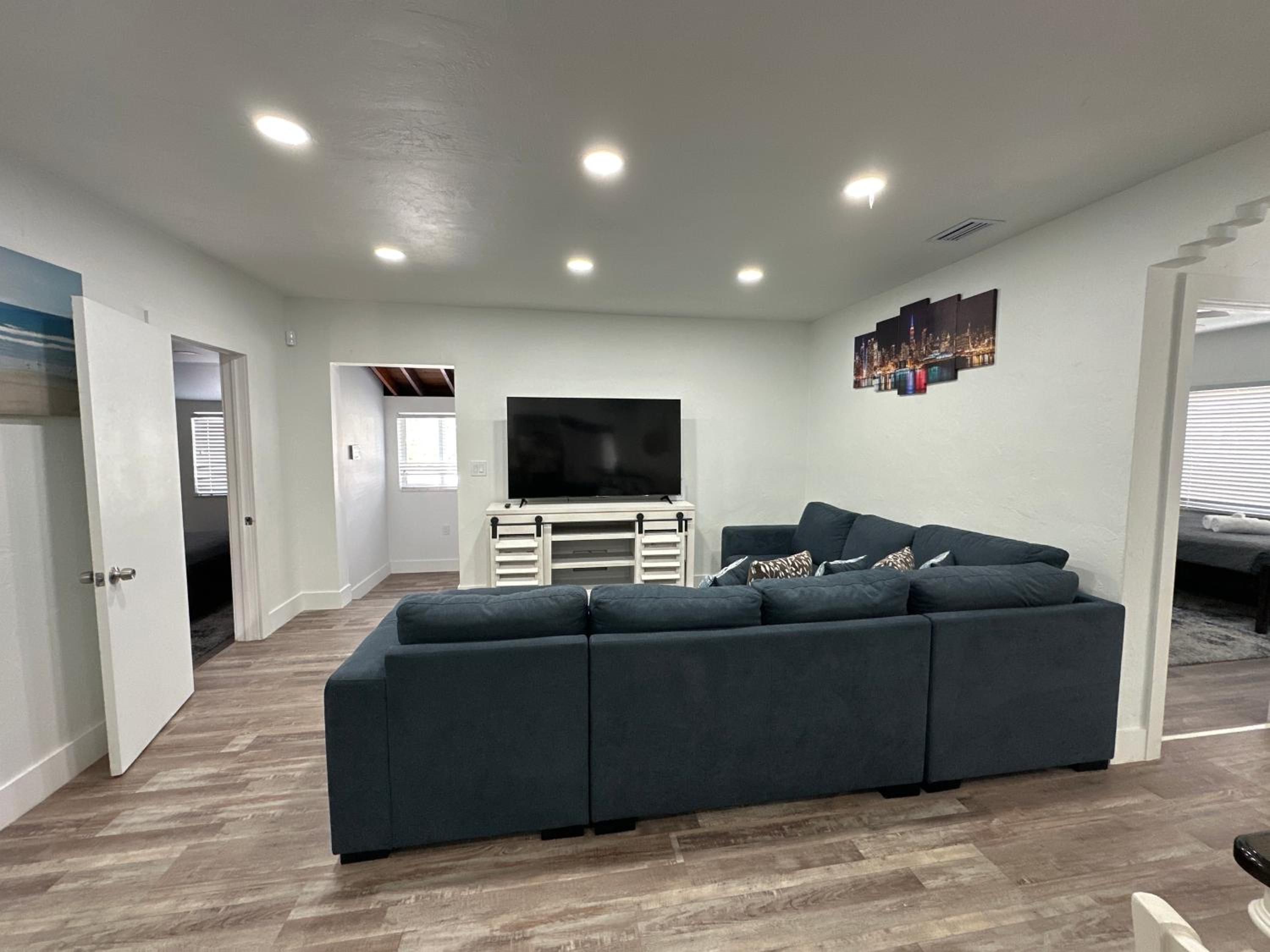 Three-Bedroom House photo 1
