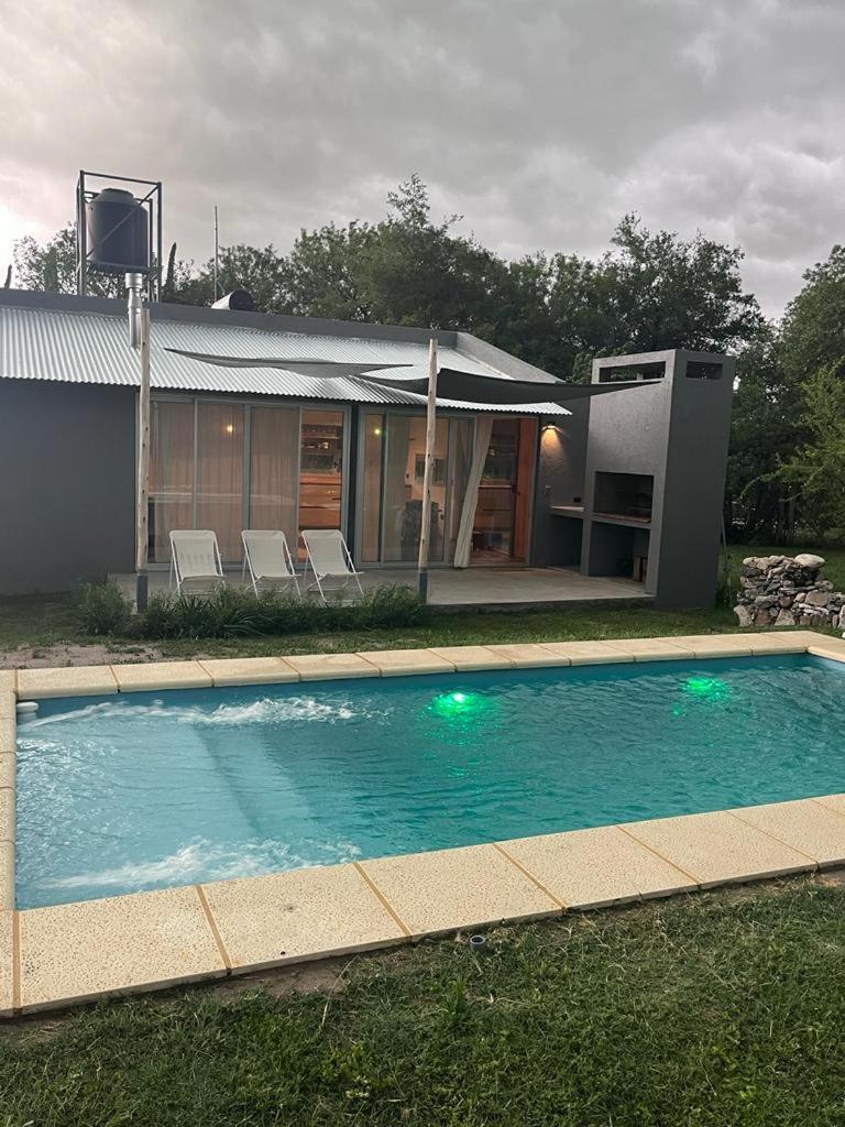 One-Bedroom House photo 2