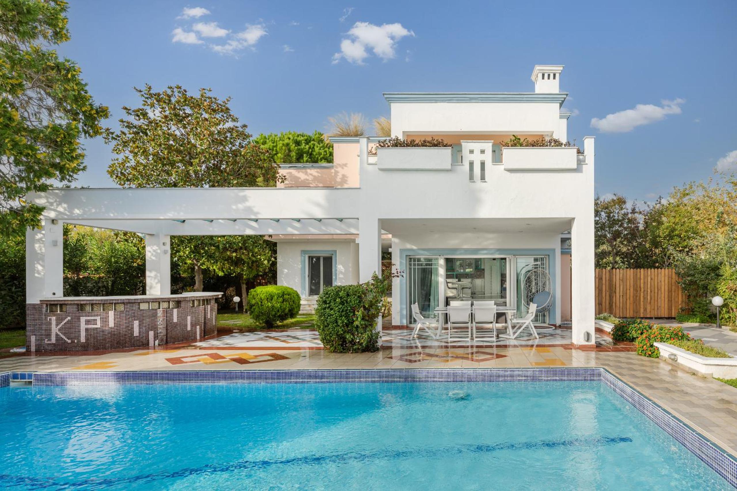 Villa - Beach Front photo 2