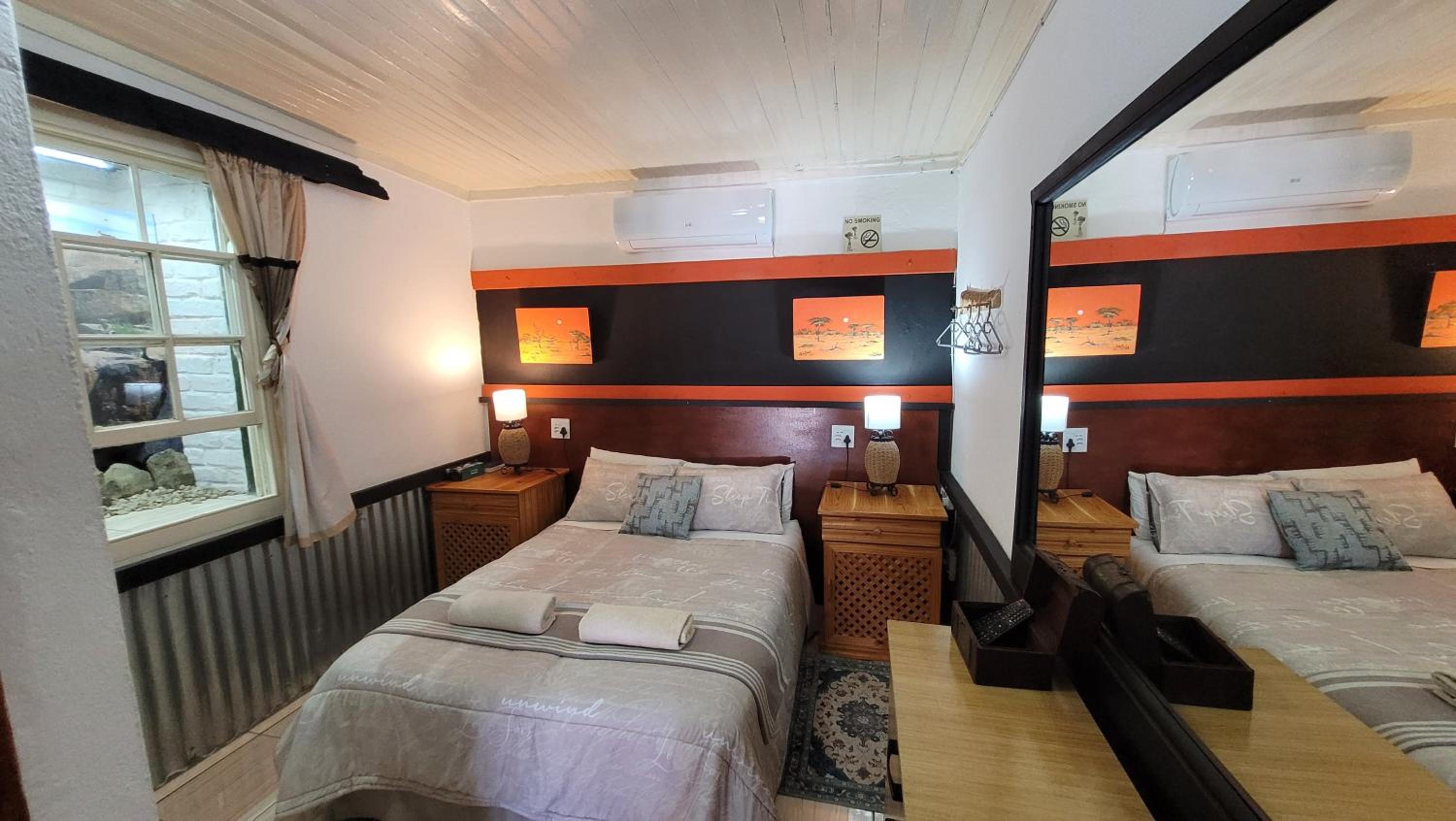 Double Room - Photo 11