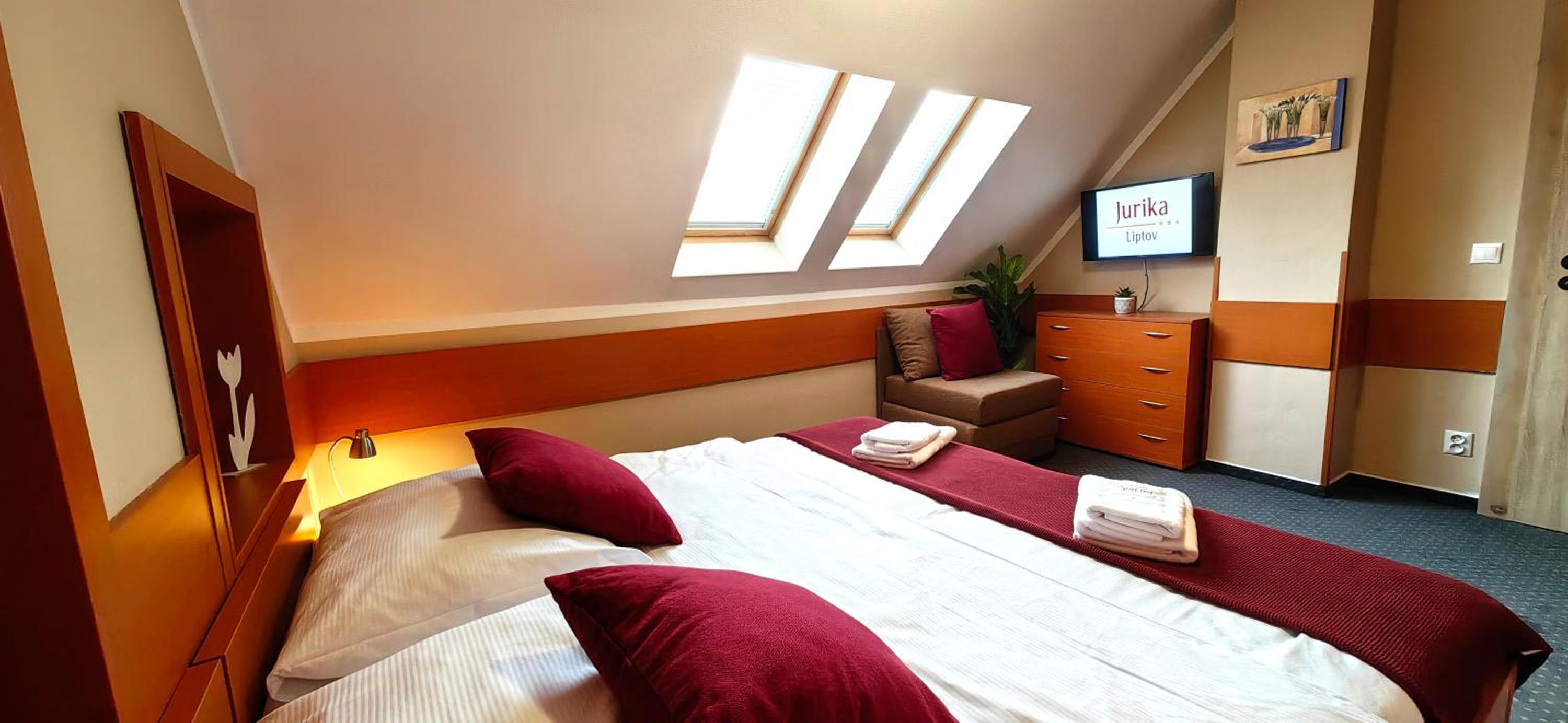 Two-Bedroom Apartment - Photo 3