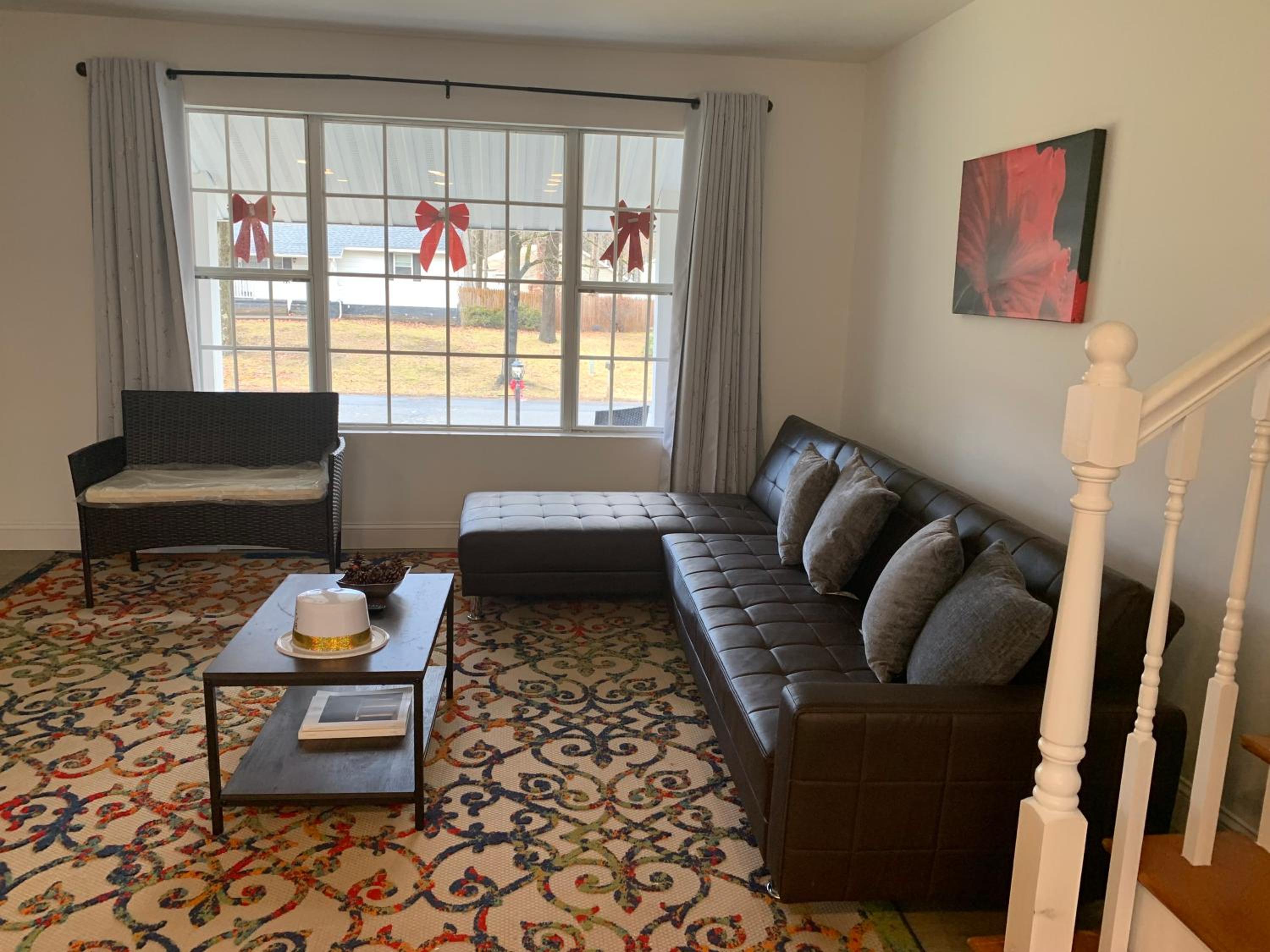 Three-Bedroom House photo 1