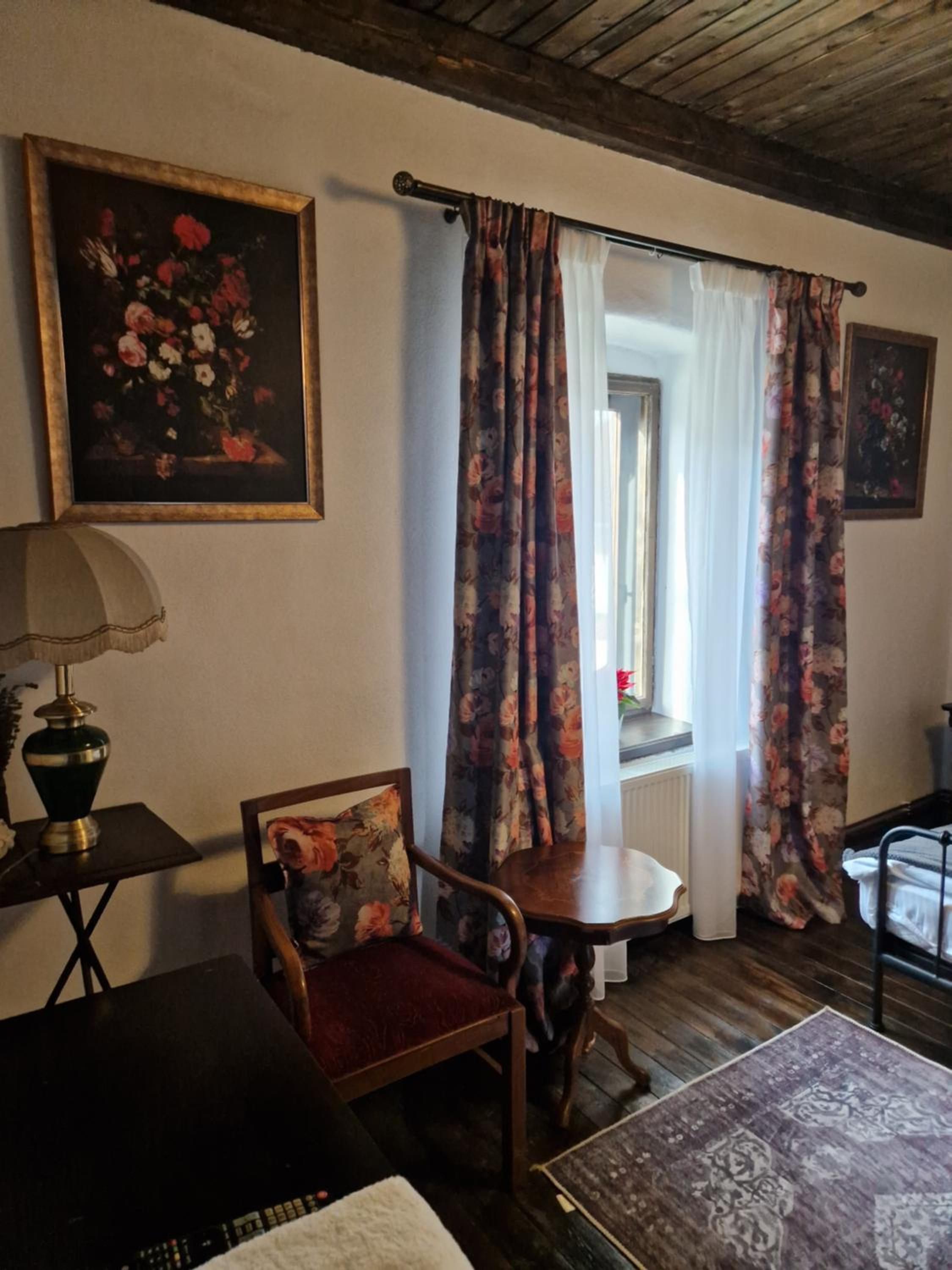 Deluxe Double Room - Photo 4