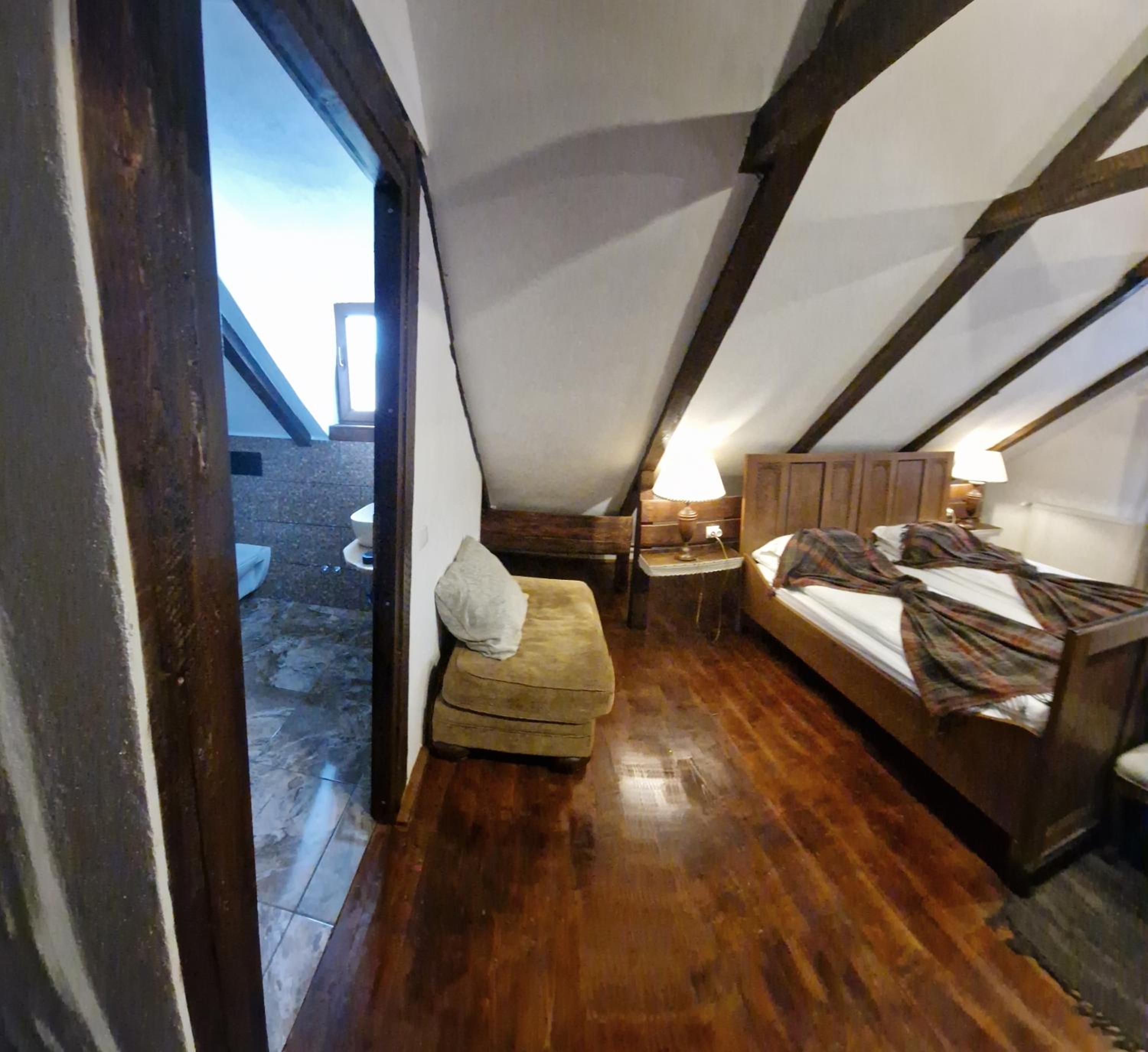Deluxe Triple Room - Photo 2