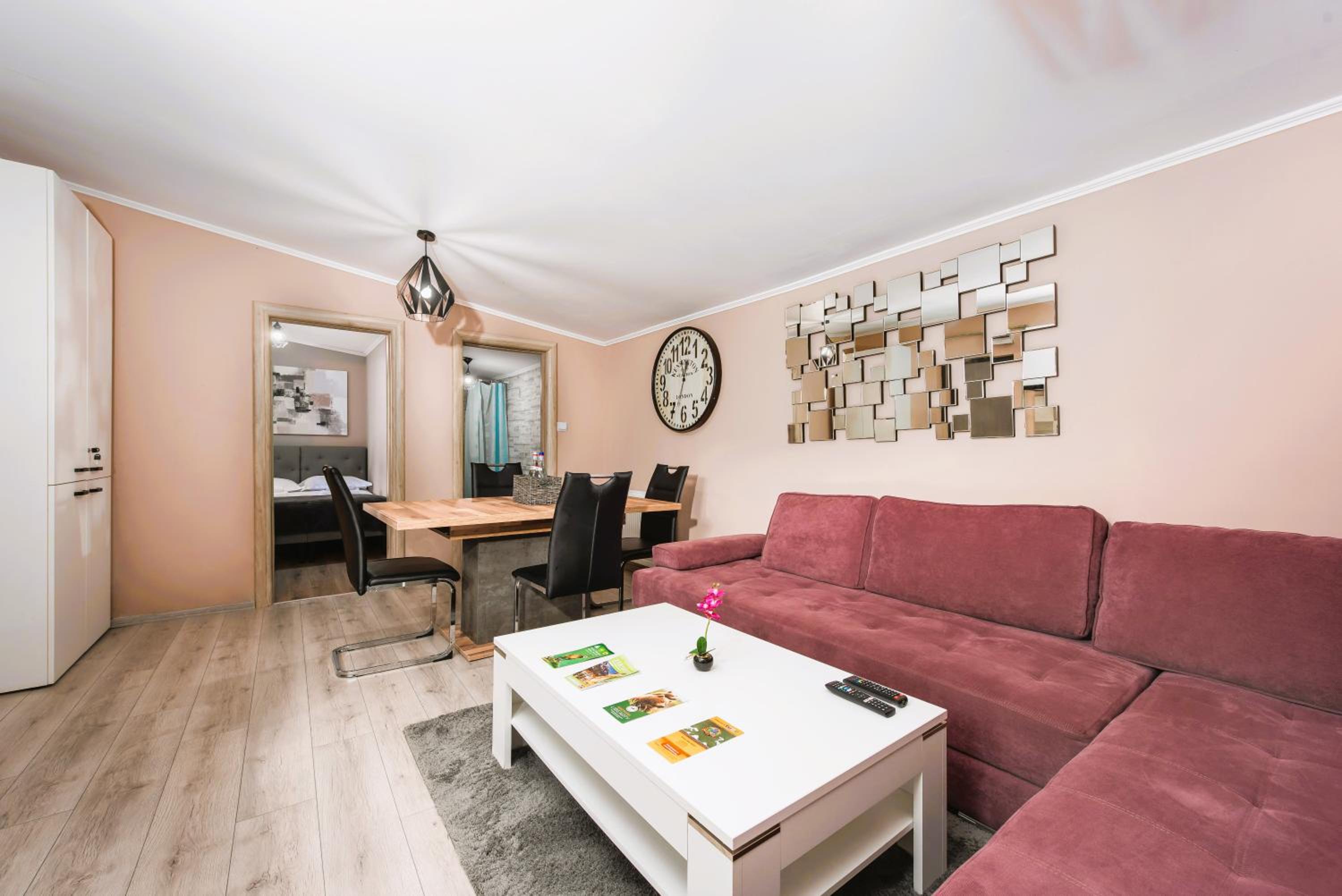 Deluxe Bungalow photo 1