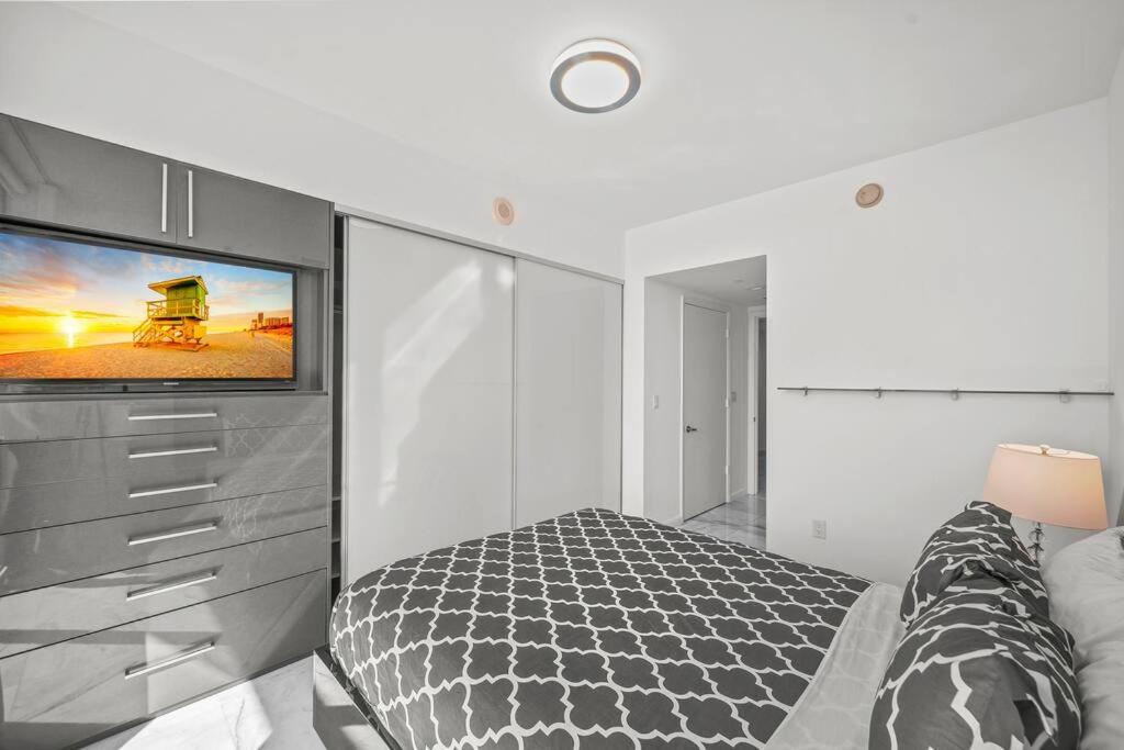 Two-Bedroom Apartment photo 2