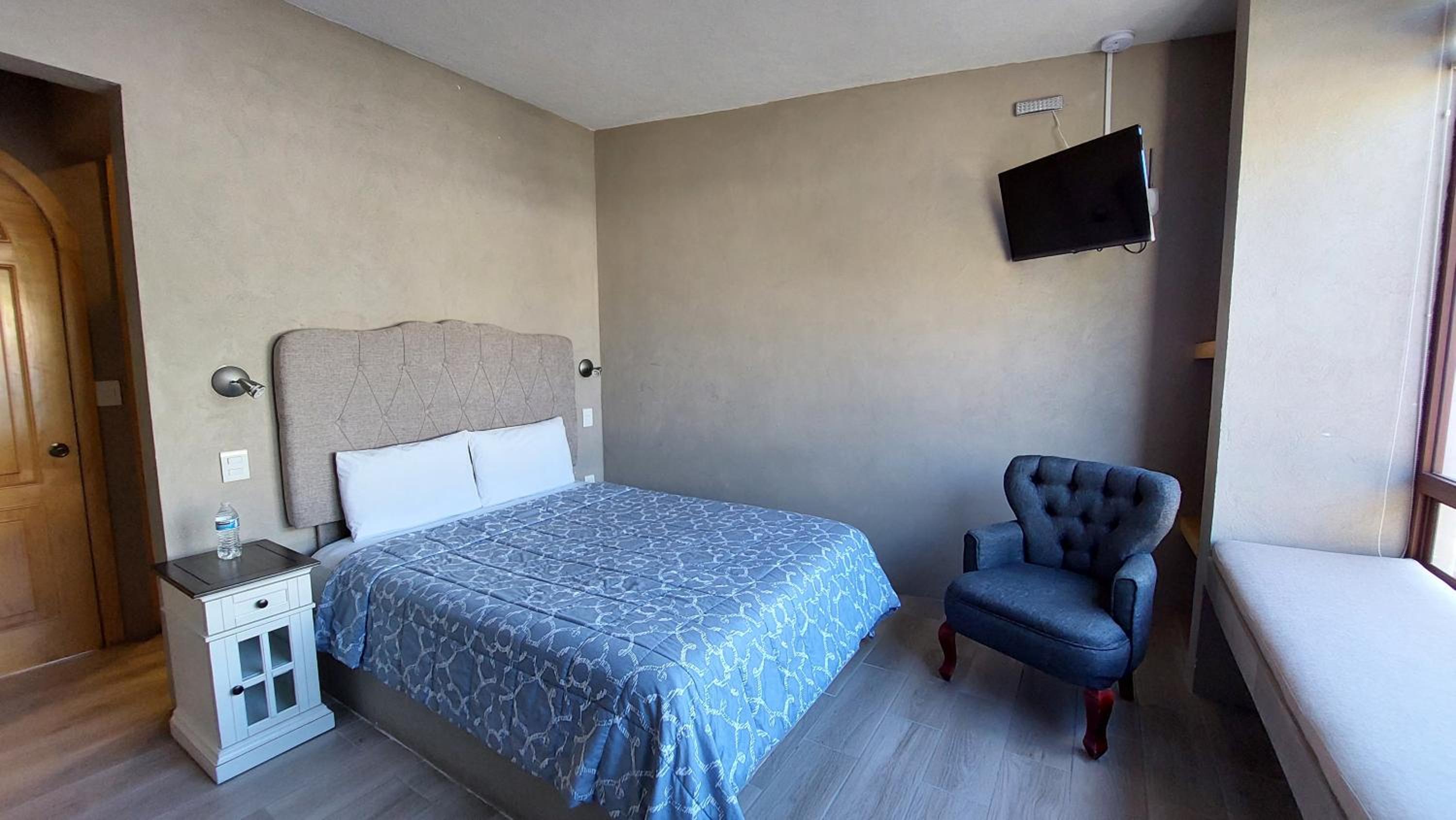 Superior Queen Room photo 1