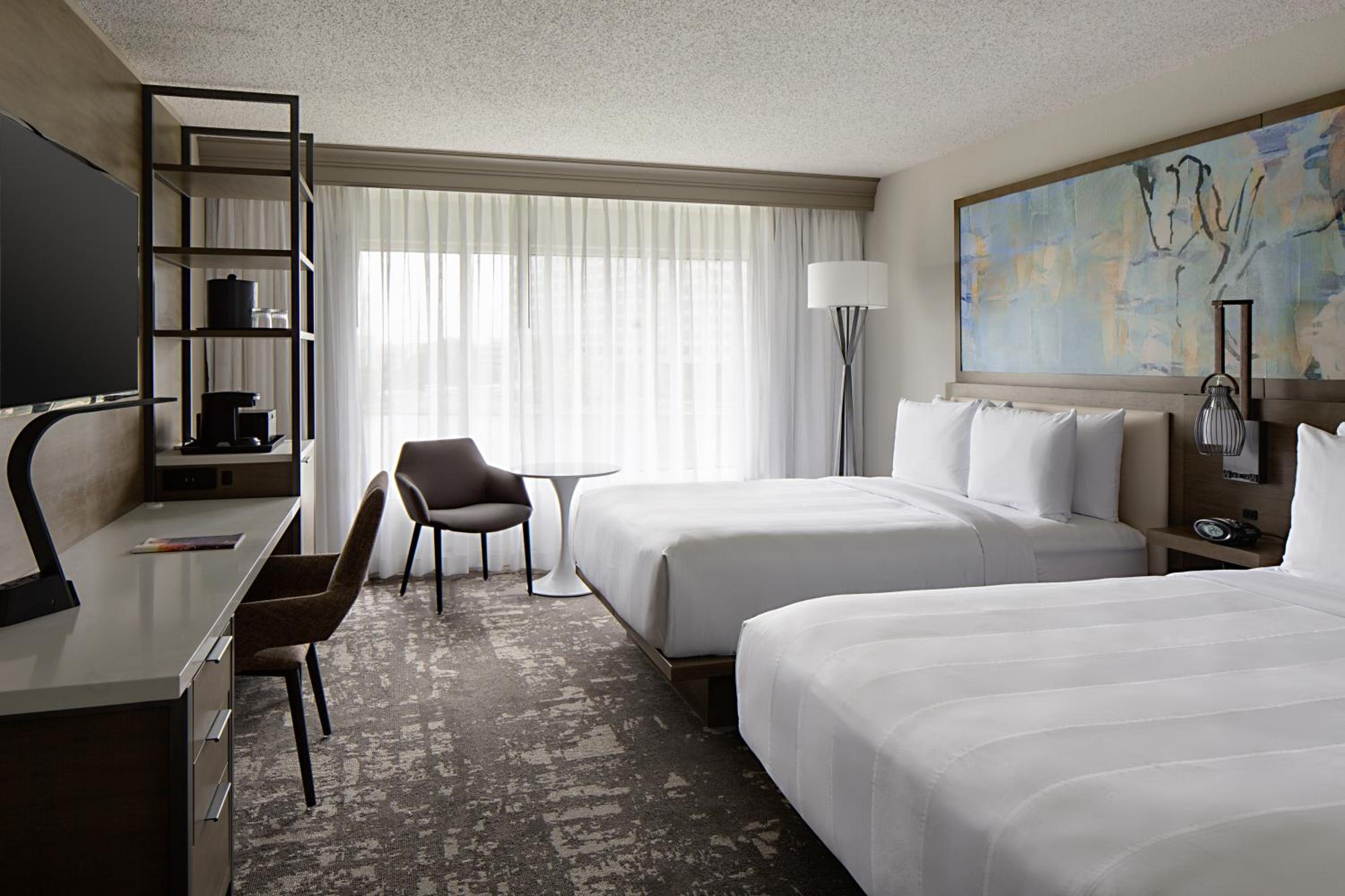 Concierge Level Guest Room with Two Queen Beds - Photo 6