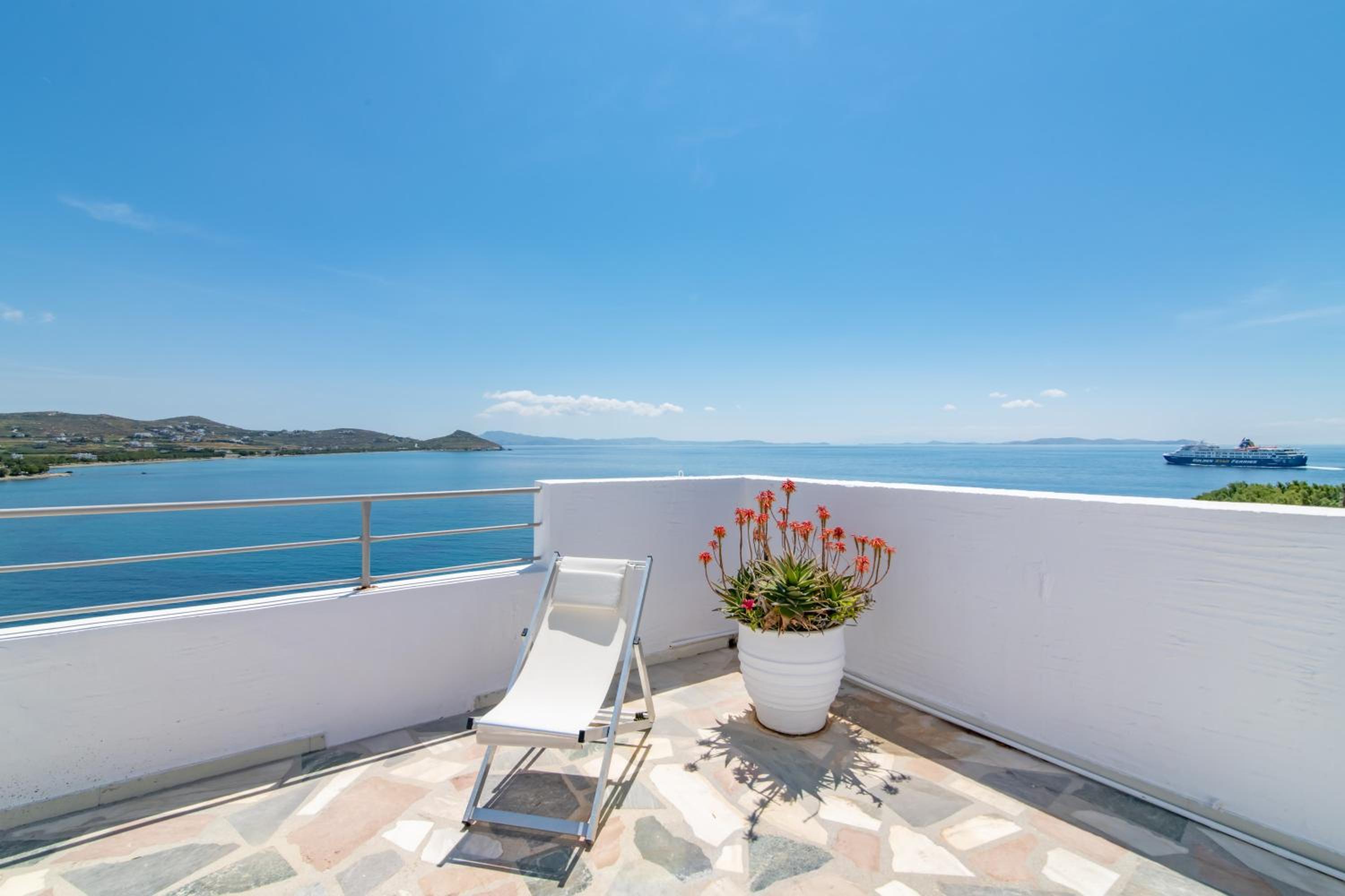 Double Room with Sea View - Photo 4