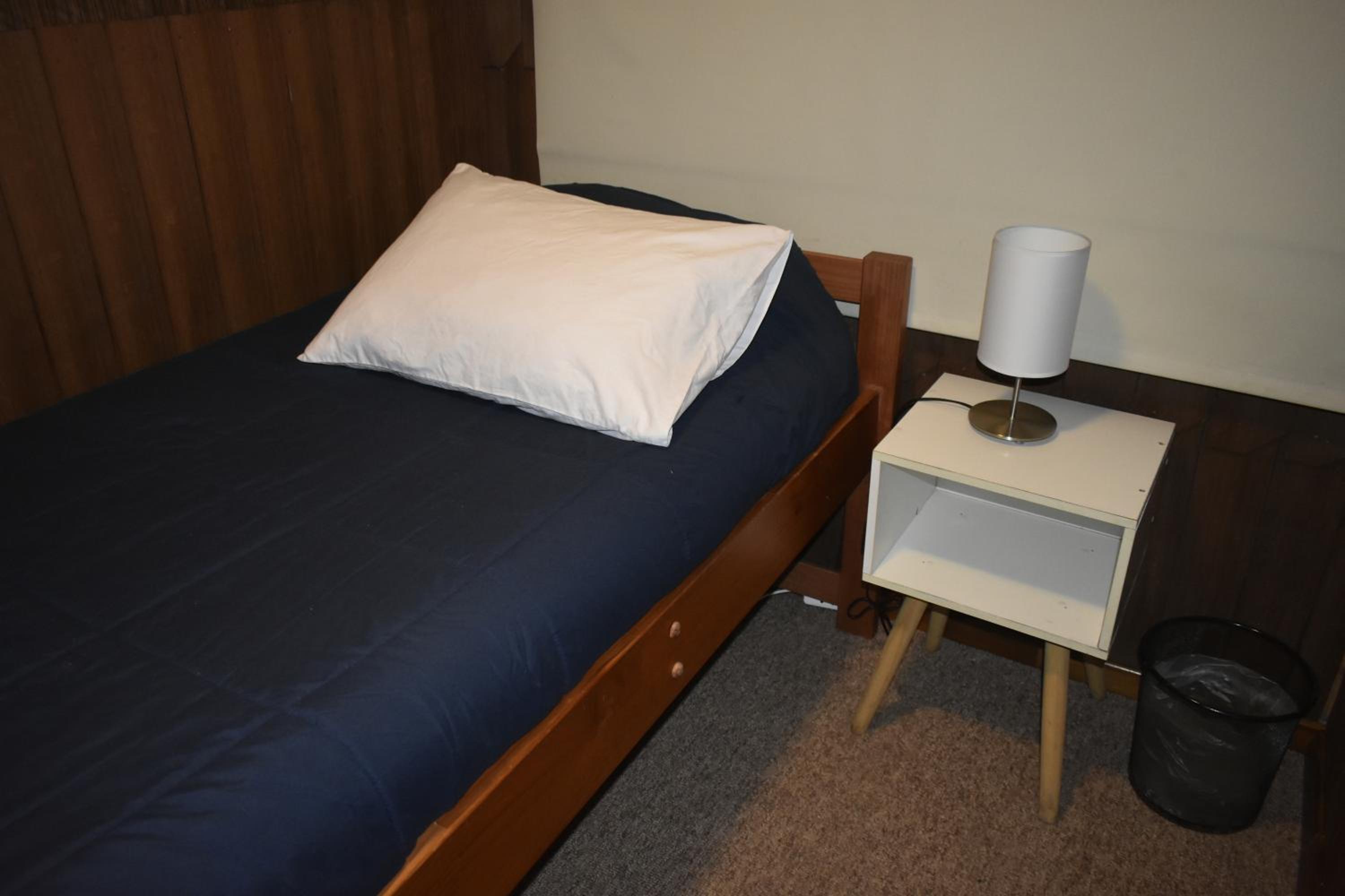 Budget Single Room photo 3
