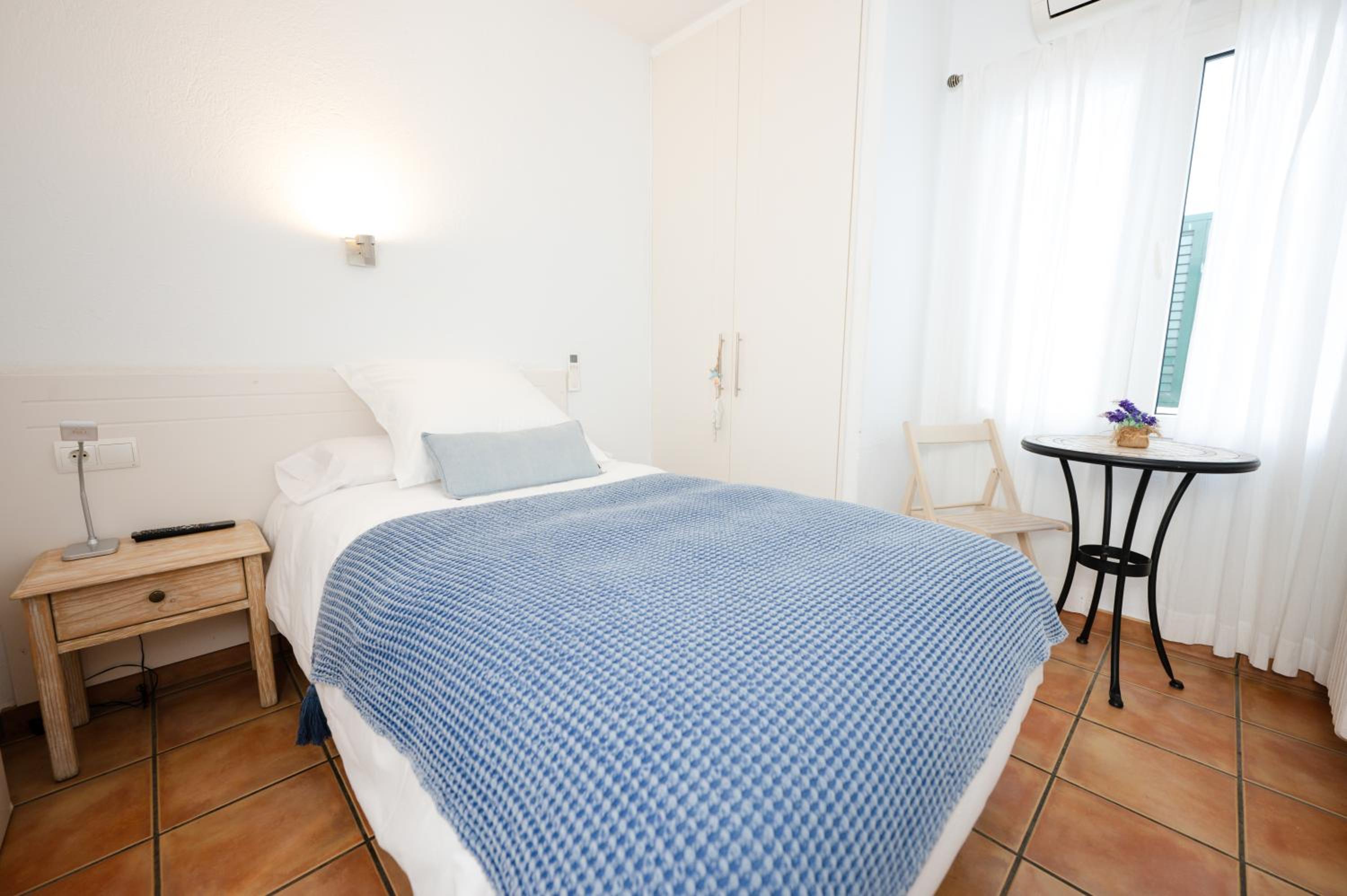 Habitación individual con baño privado
