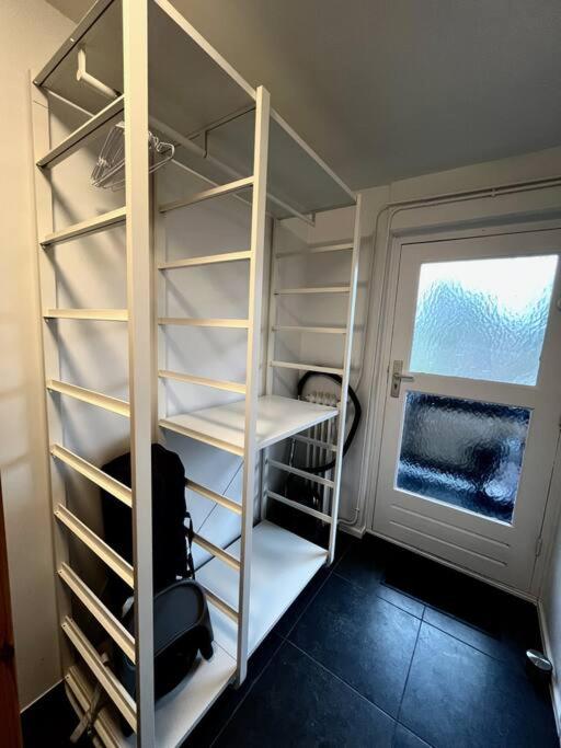 One-Bedroom Apartment - Non-Smoking photo 2