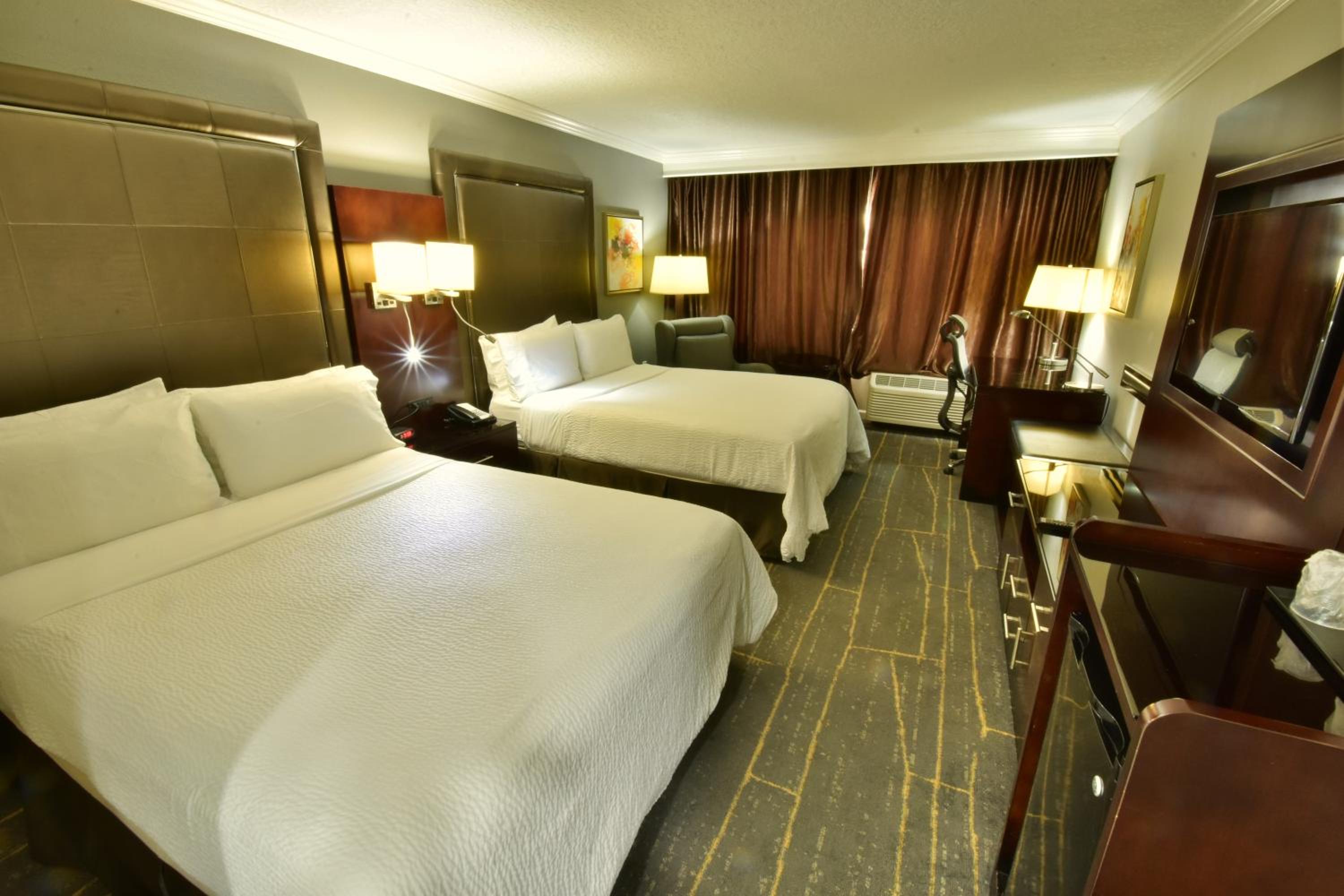 Standard Room with Two Queen Beds