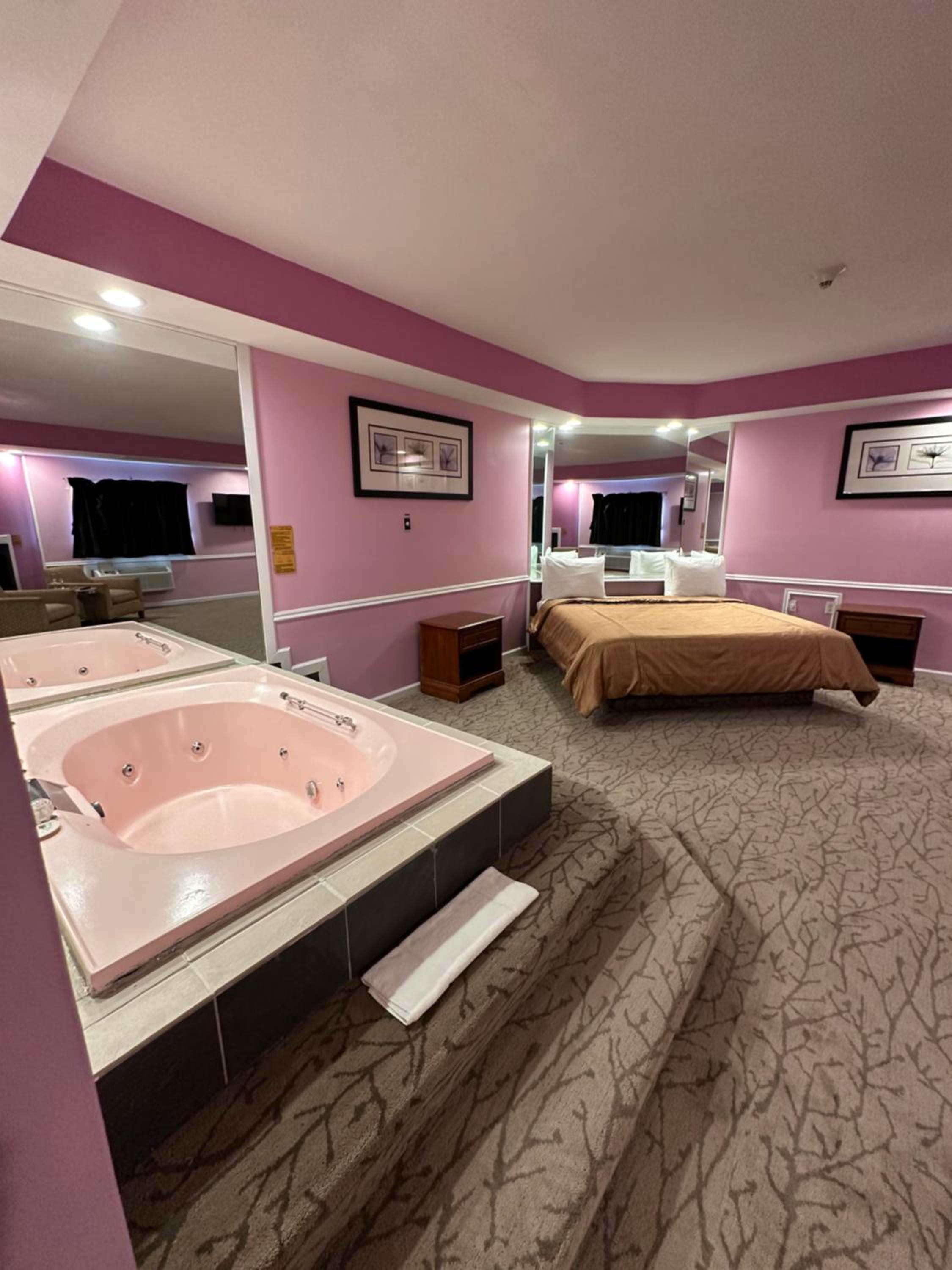Suite with Garden View - Photo 1