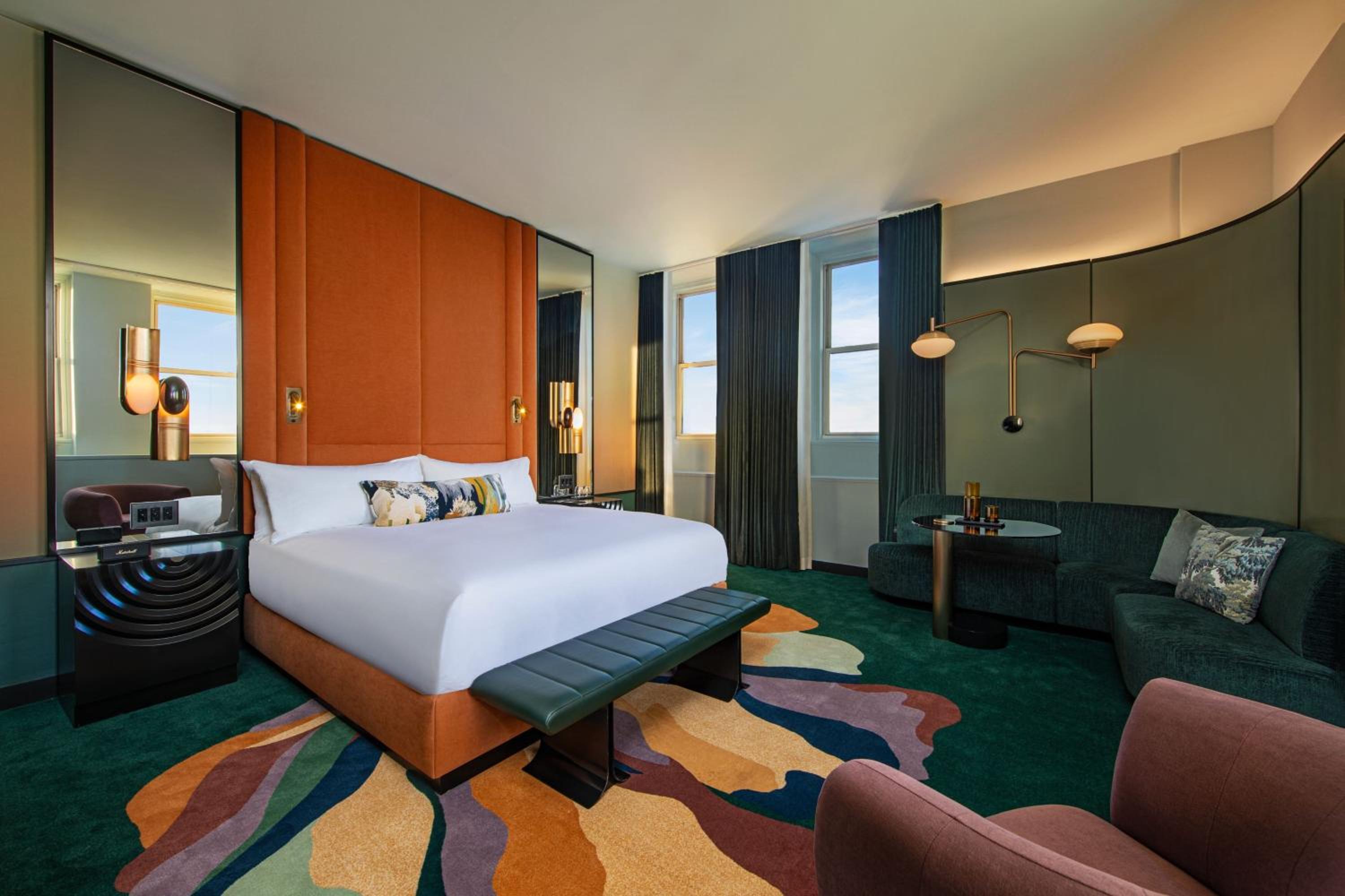 Studio Suite with One King Bed and Park View