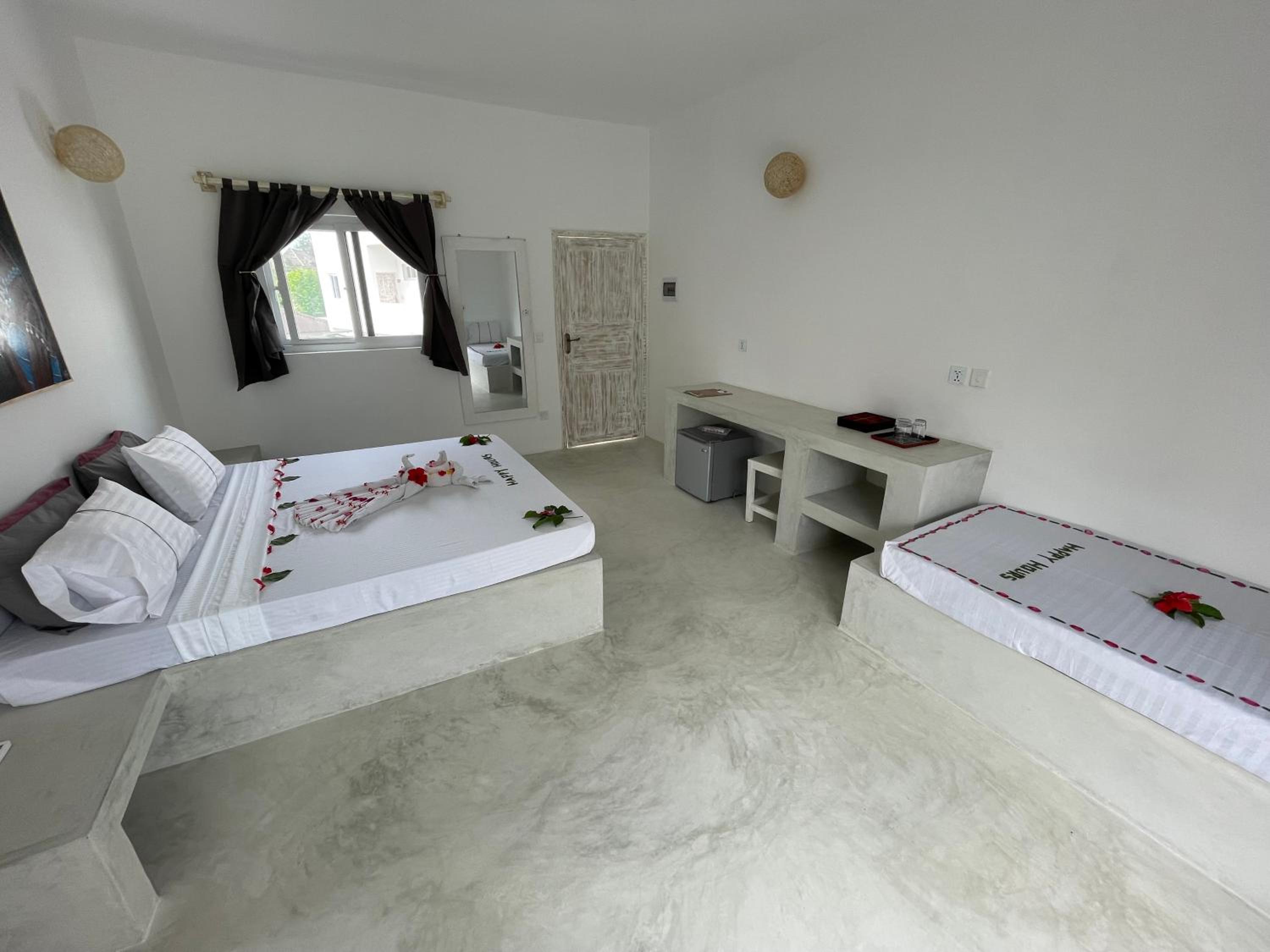 Deluxe Triple Room photo 3