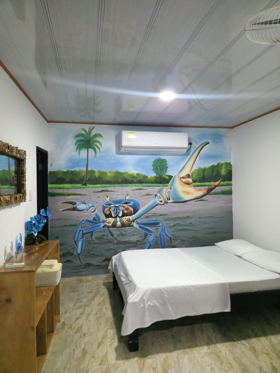 Family Room with Private Bathroom photo 1