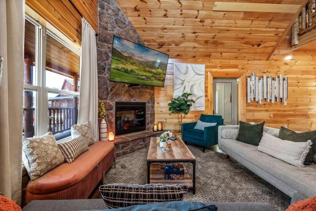 Four-Bedroom House photo 1