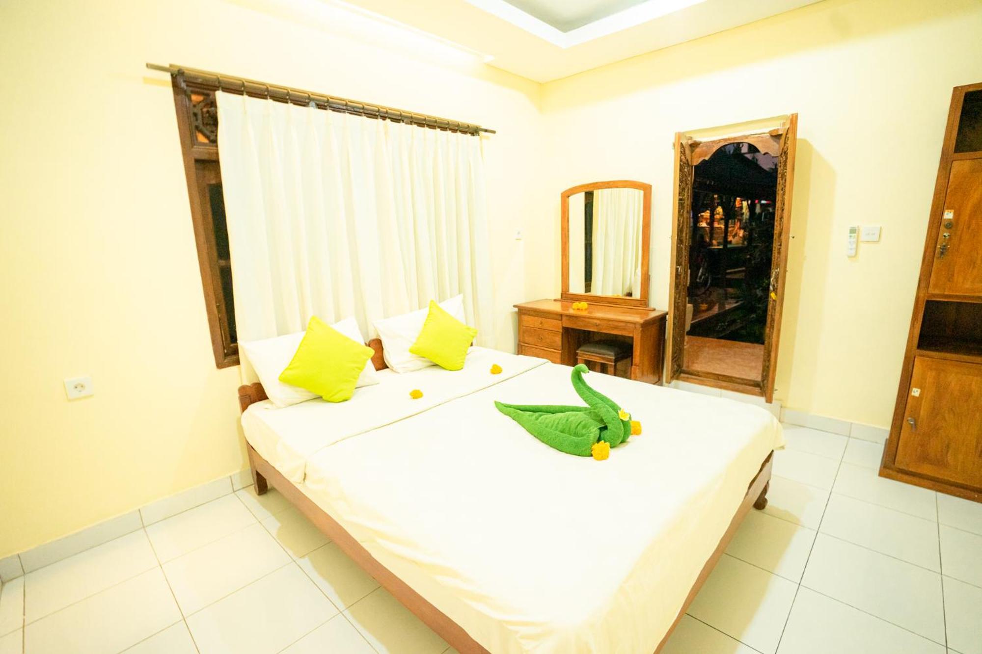 Double Room with Garden View - Photo 4