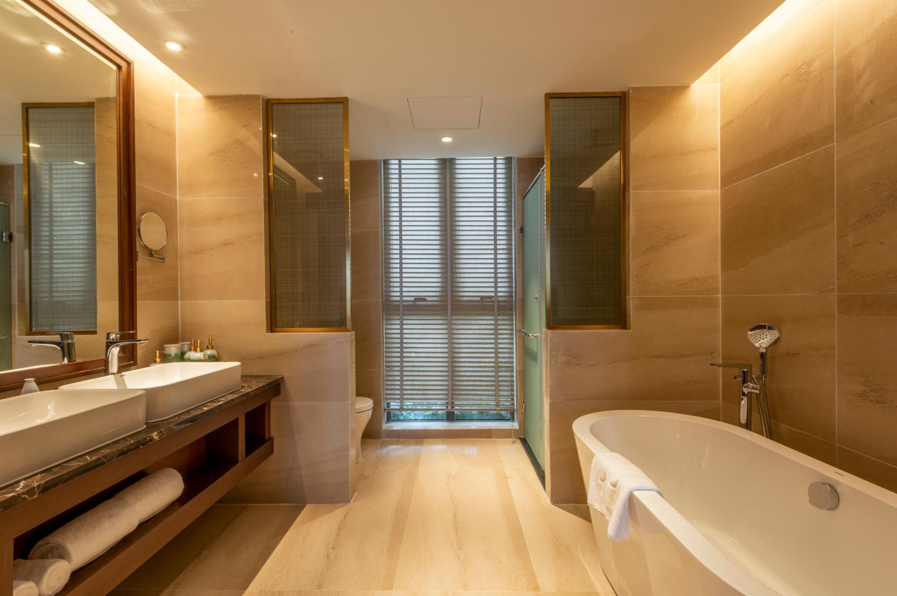 Three-Bedroom Villa with Private Pool - Photo 6