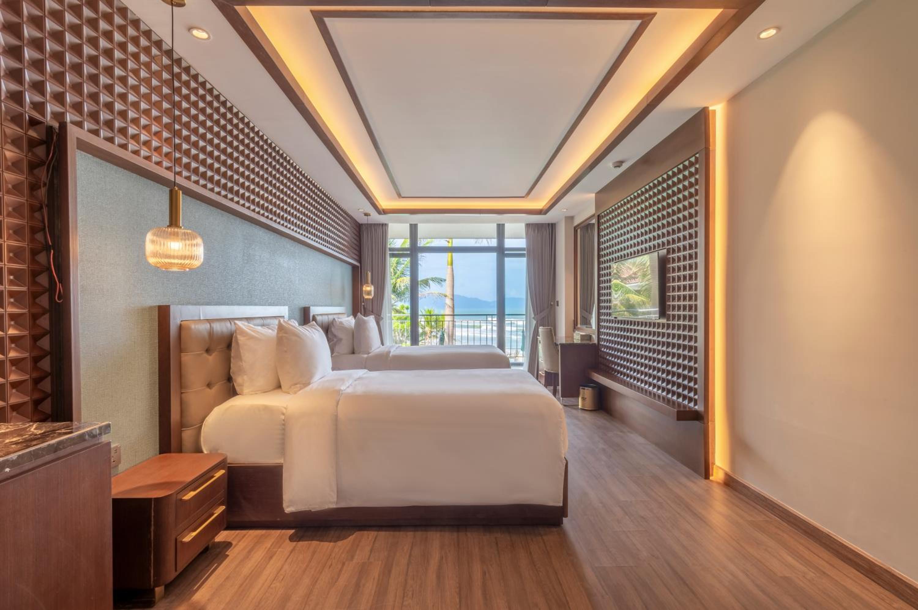 Three-Bedroom Villa with Private Pool - Photo 9