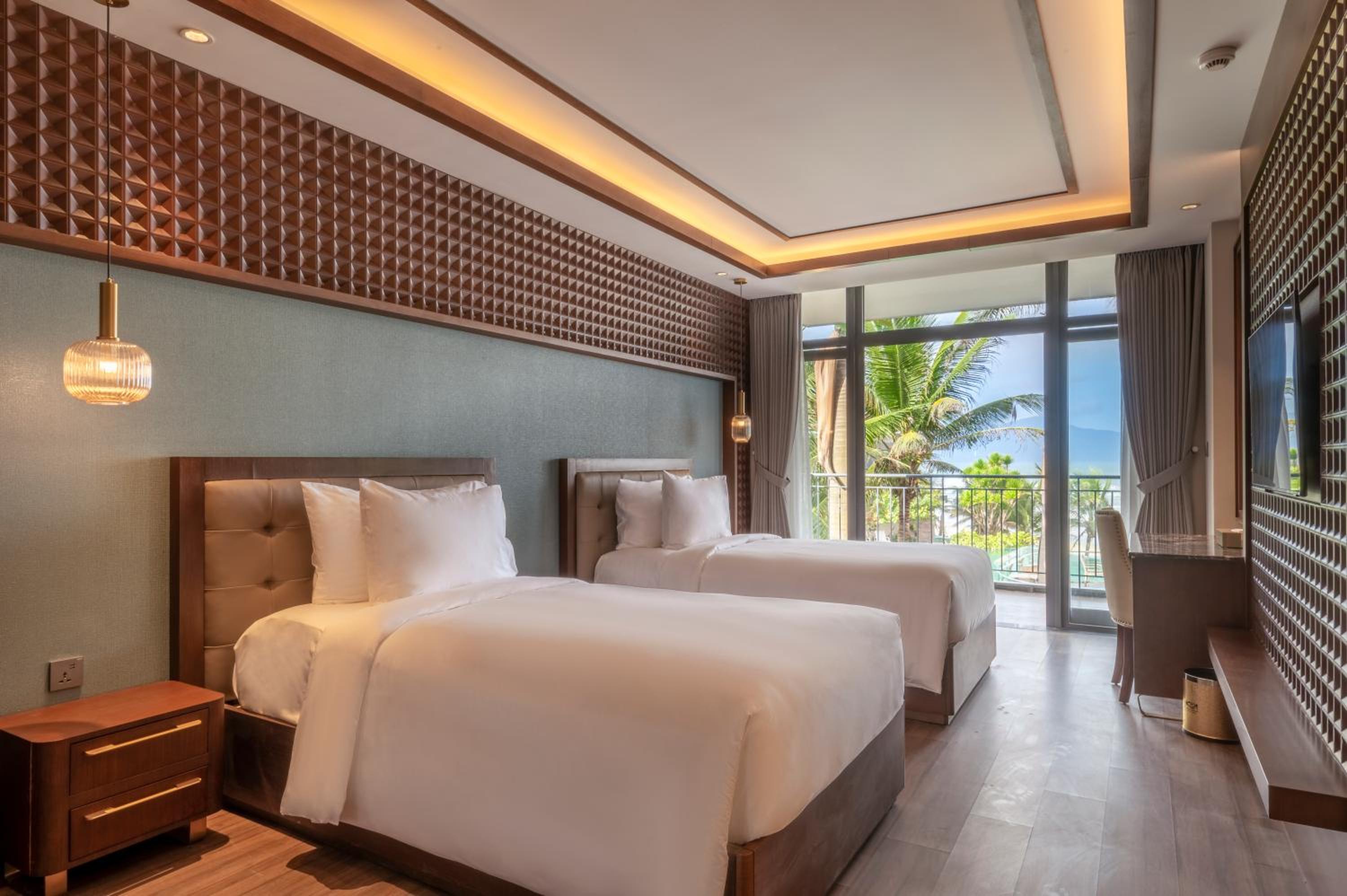 Three-Bedroom Villa with Private Pool - Photo 10